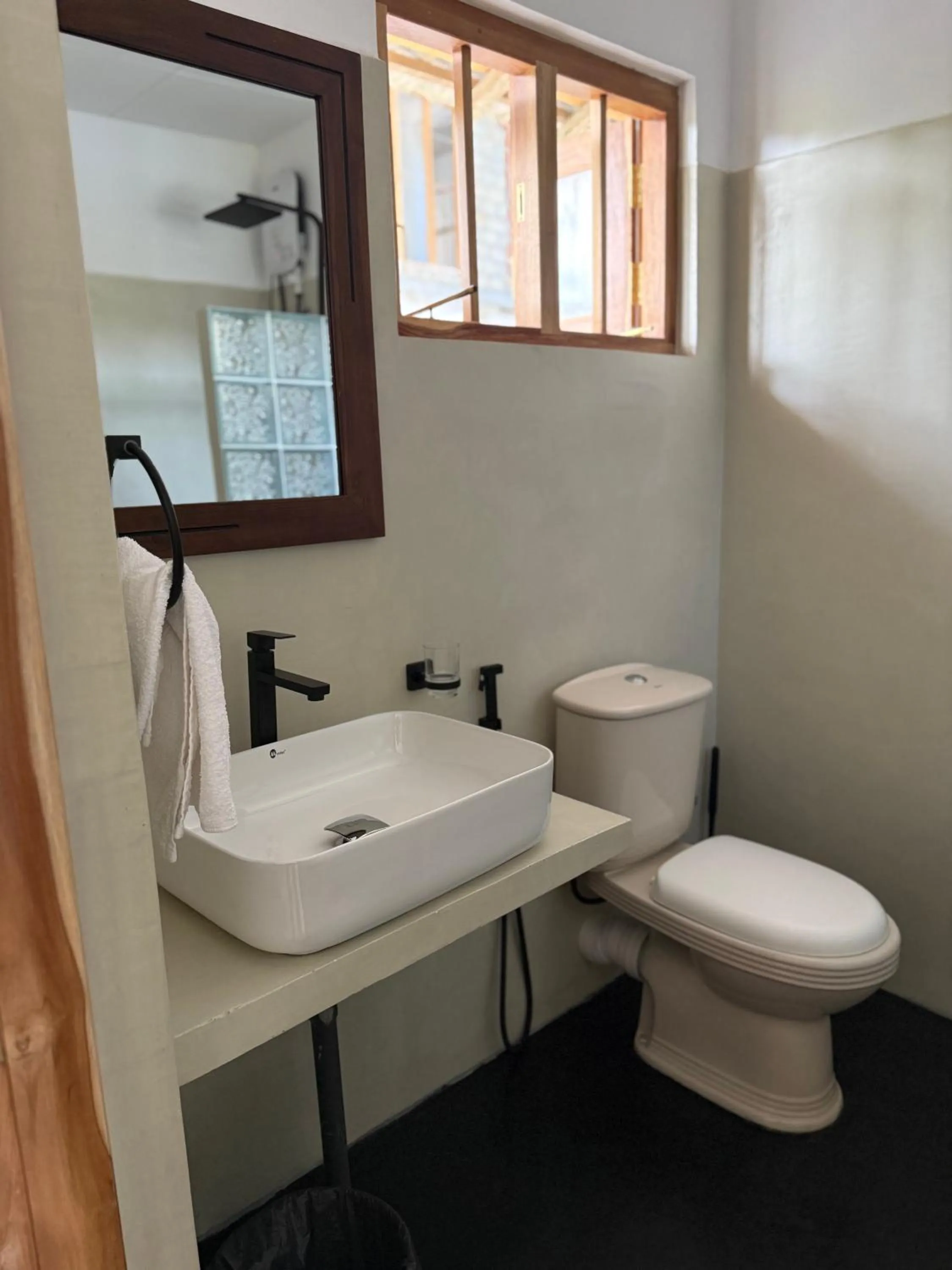 Coconut Palm beach restaurant and rooms