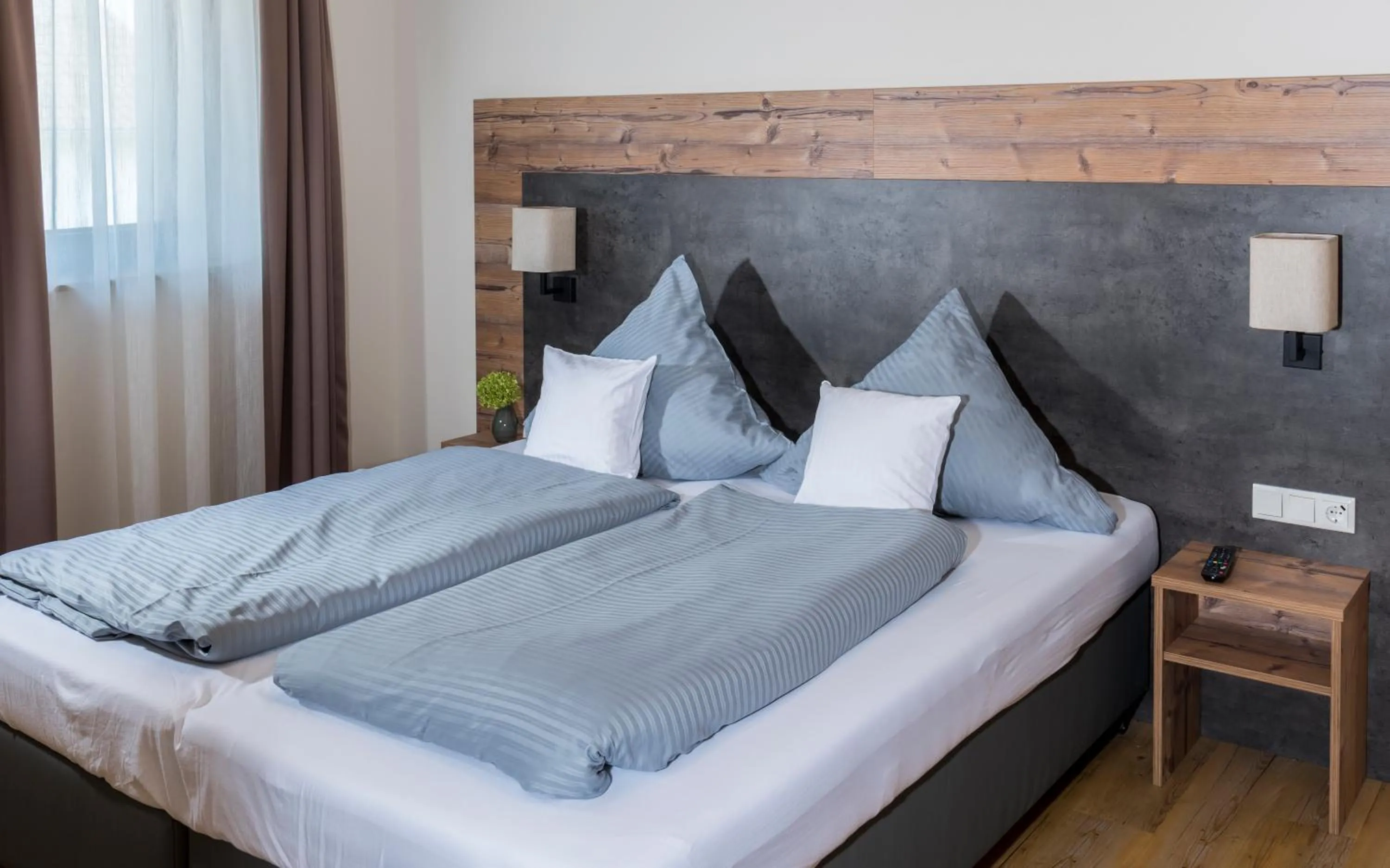 Decorative detail, Bed in Landhotel Zum Adler