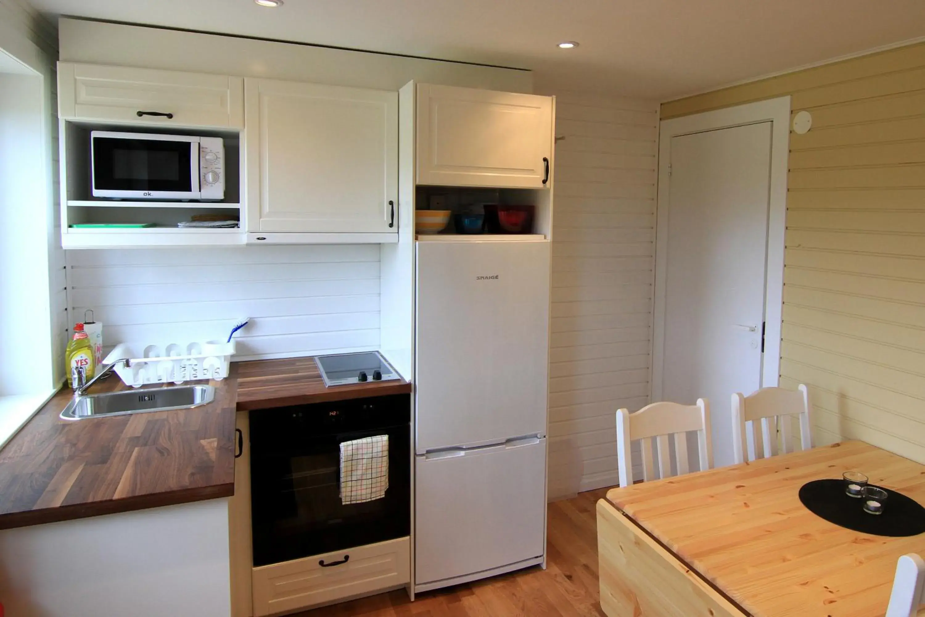 Standard Two-Bedroom House in Bergs Slussar Vandrarhem & Stugor Standard Two-Bedroom House in Bergs Slussar Vandrarhem & Stugor