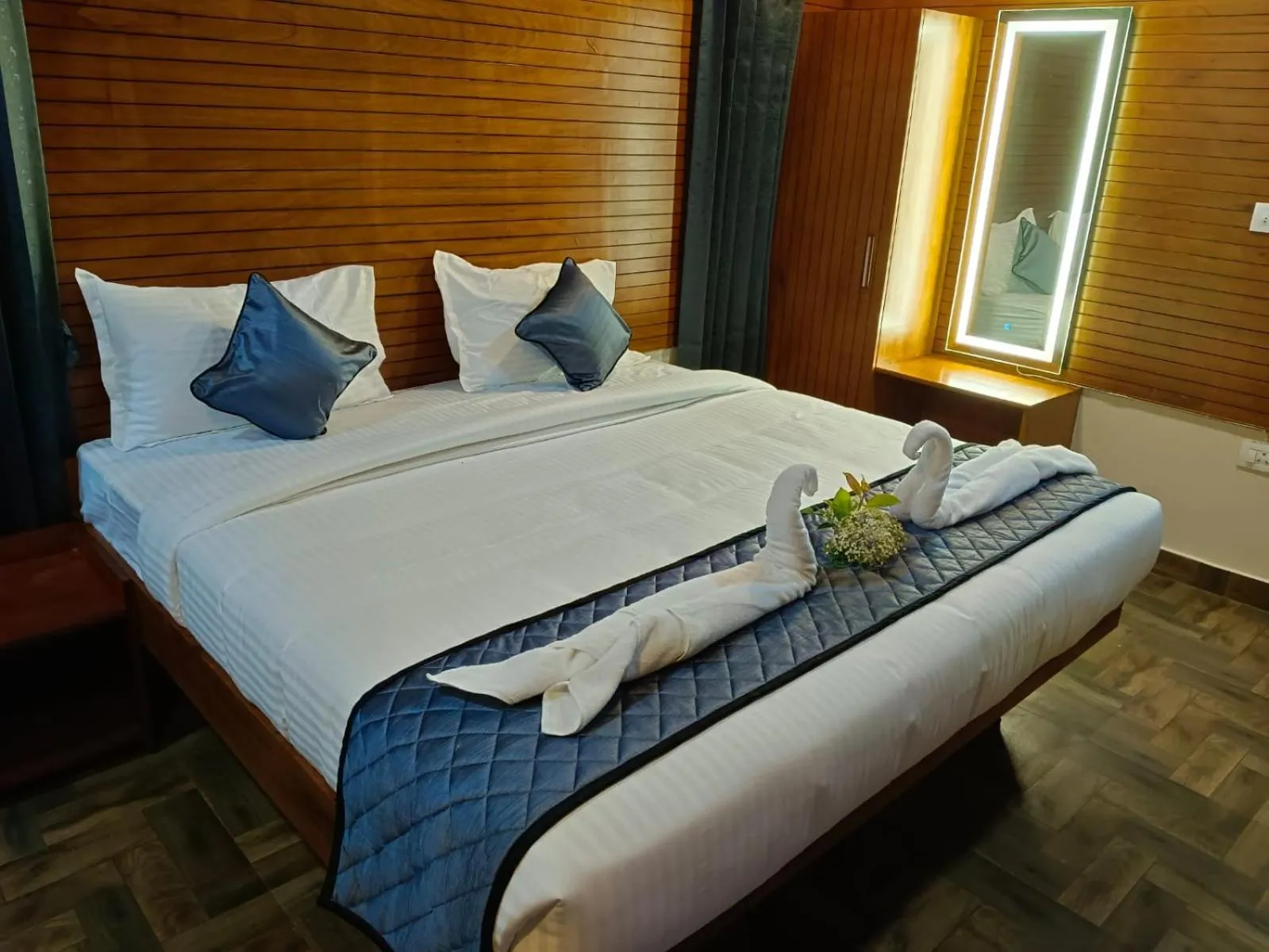 Bed in Misty Valley Inn