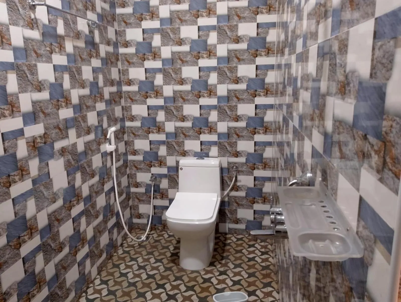 Bathroom in Misty Valley Inn
