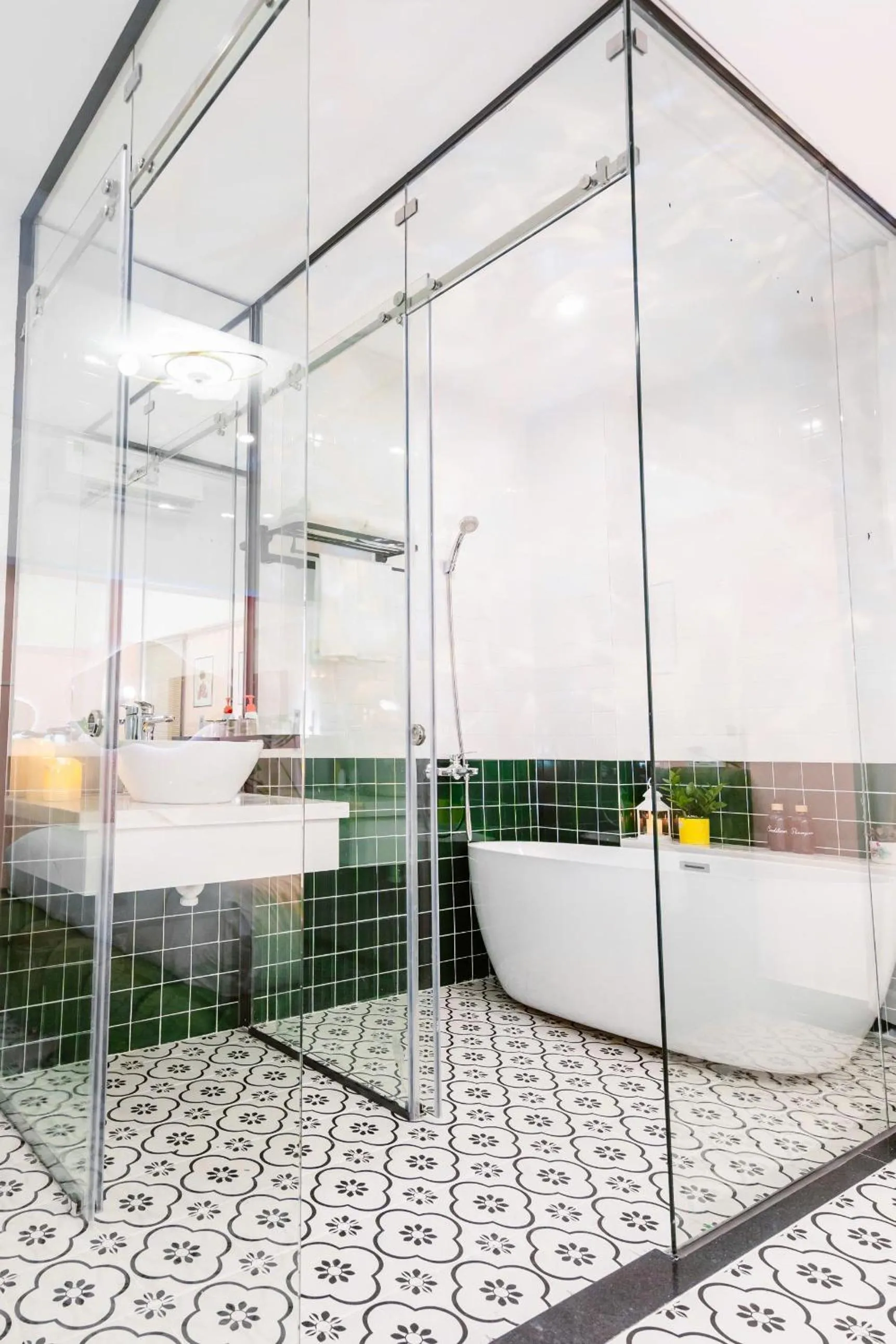 Bathroom in Cosy Hotel