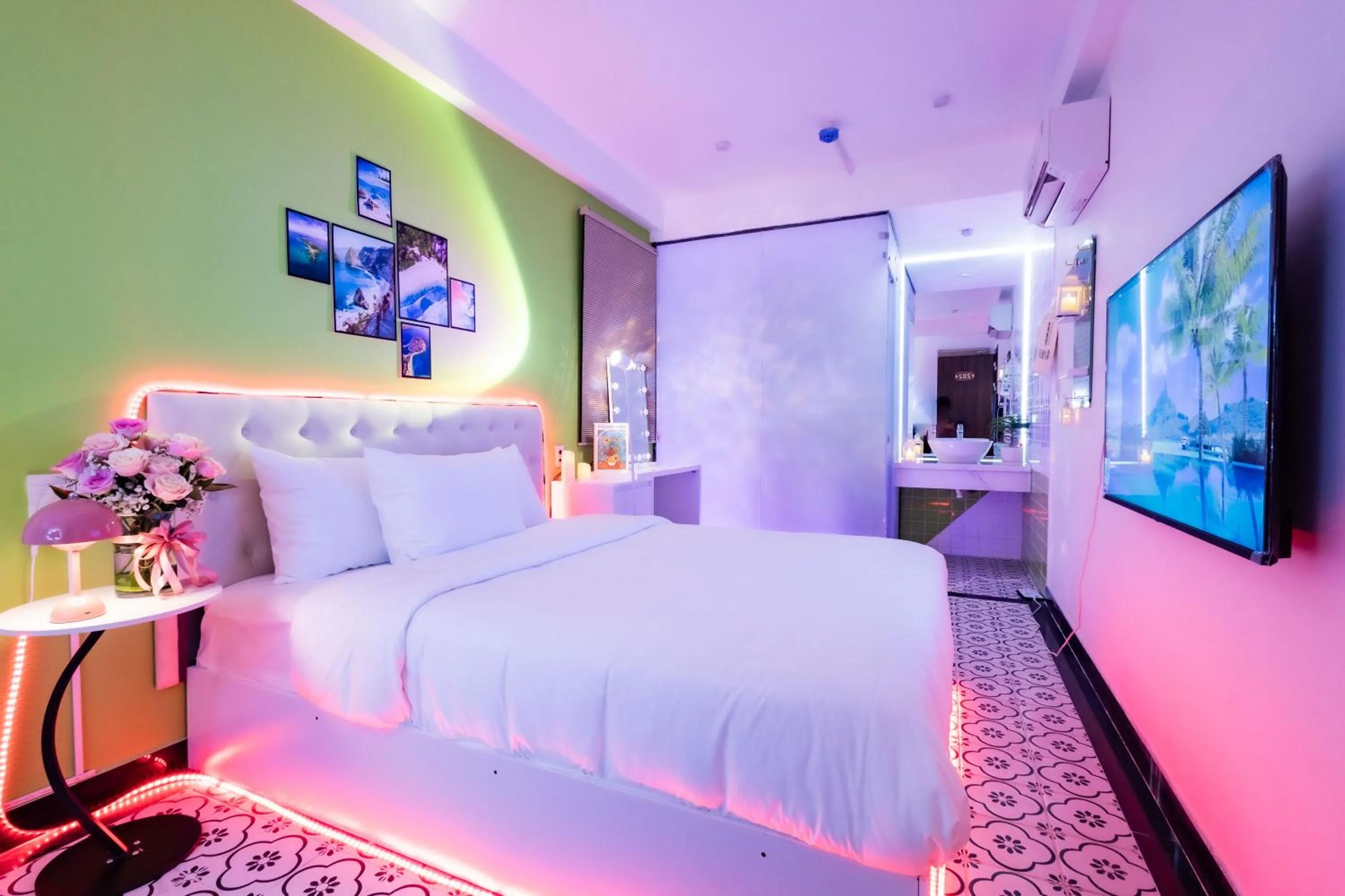 Bedroom in Cosy Hotel