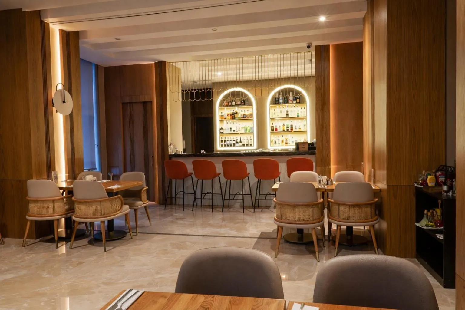 Coffee/tea facilities in Dosso Dossi Hotels & SPA Downtown