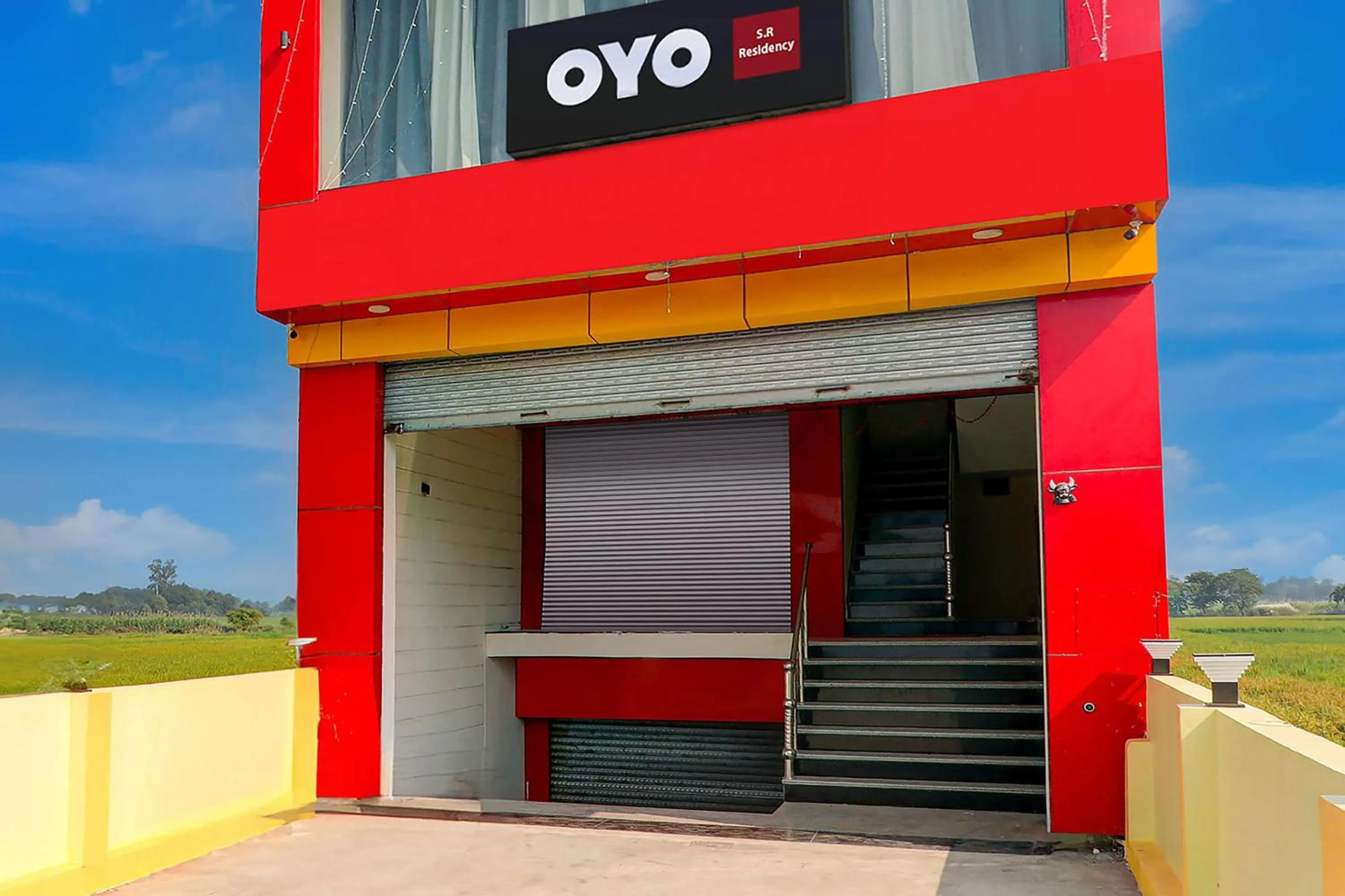 Facade/entrance in Hotel O SR Residency