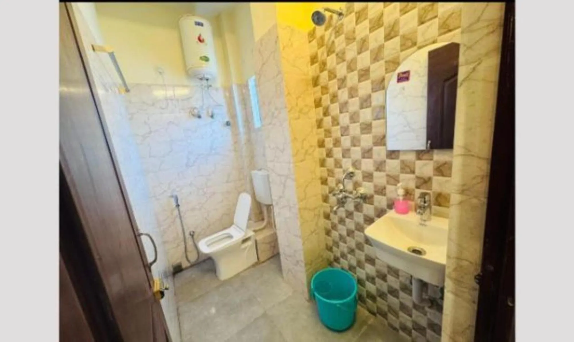 Bathroom in FabHotel HI Rise