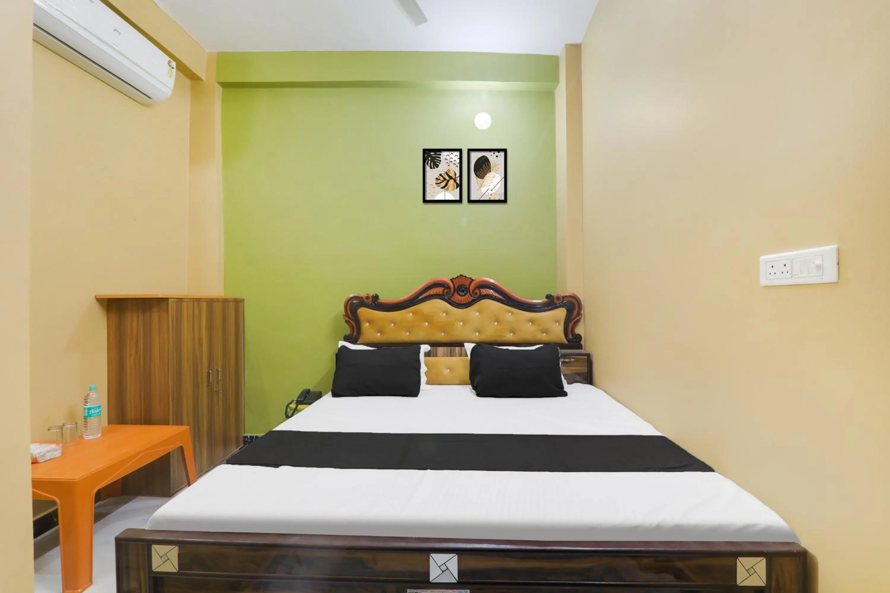 Bedroom, Bed in Hotel O VIRAT HOTEL AND RESORT