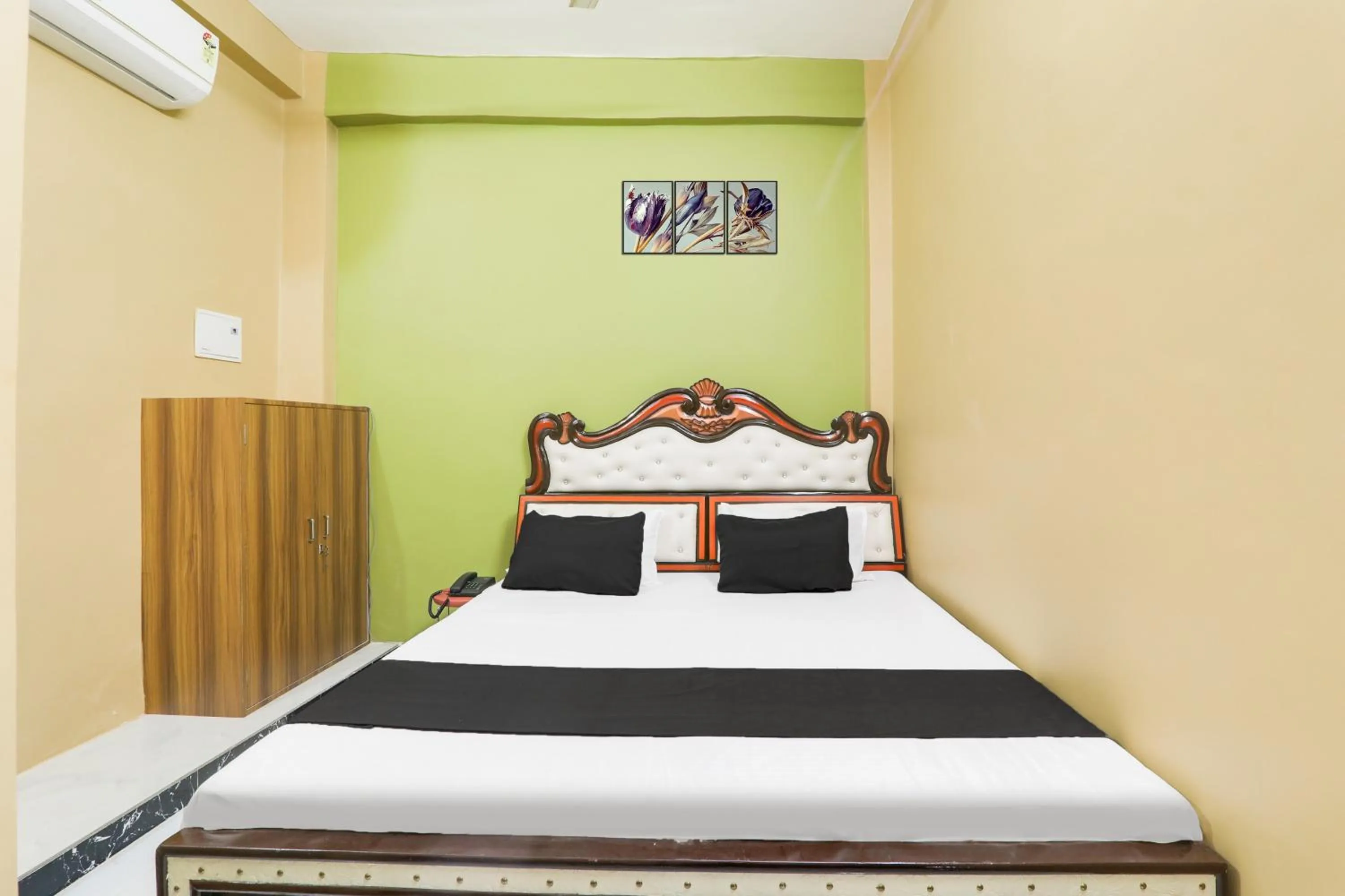 Bedroom, Bed in Hotel O VIRAT HOTEL AND RESORT