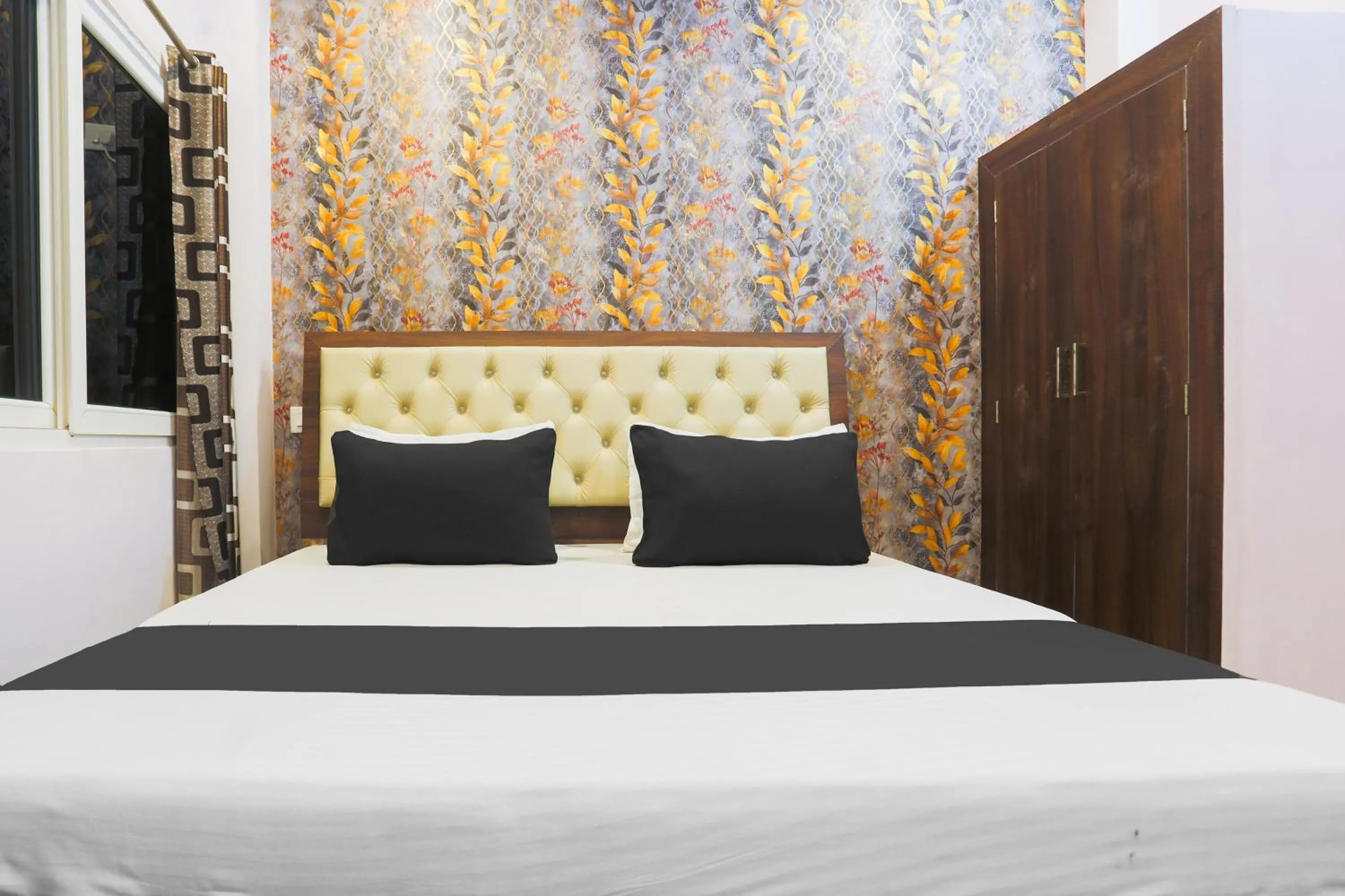 Bedroom, Bed in Hotel O National Banaras in