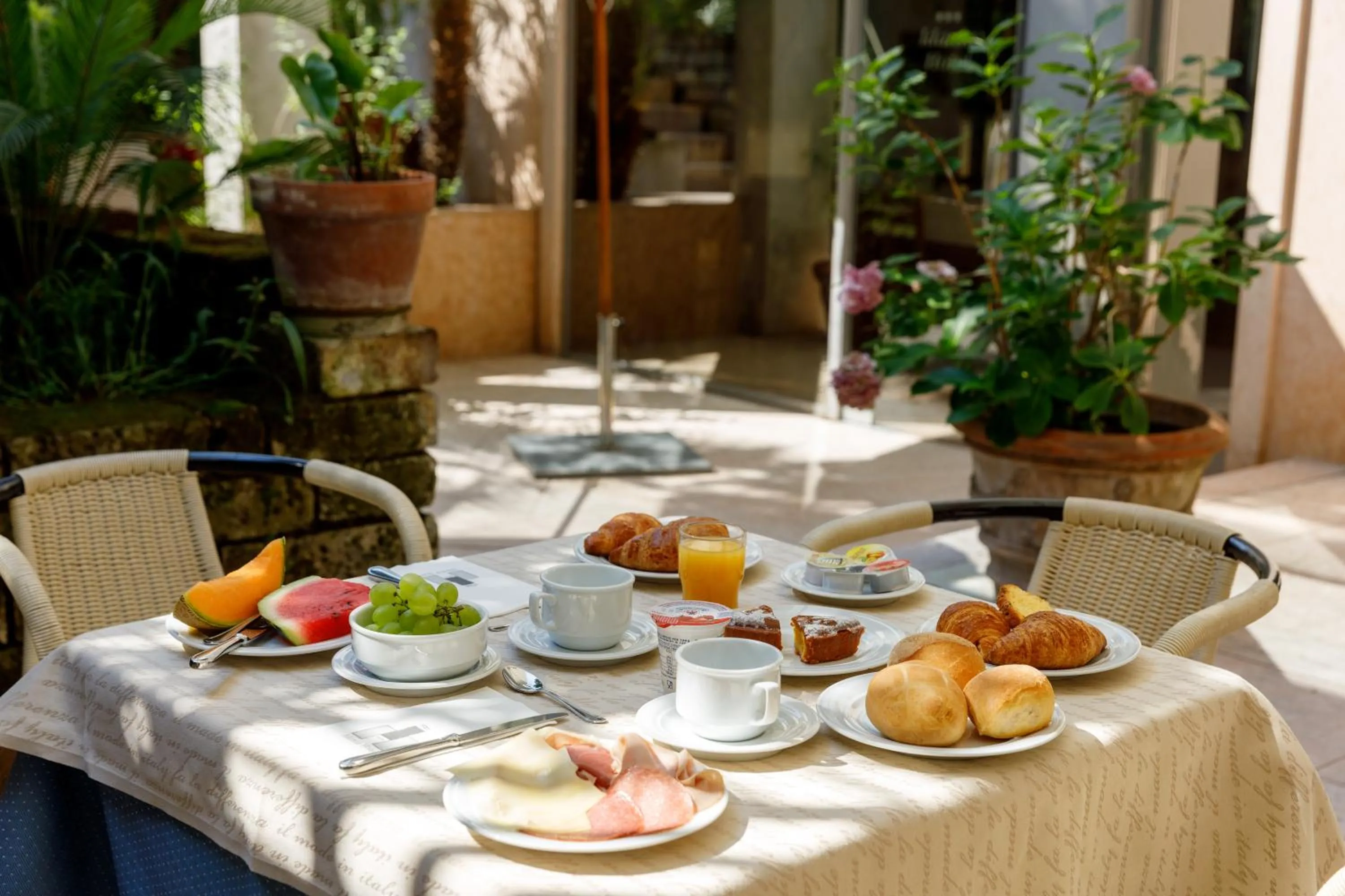 Hotel Idania