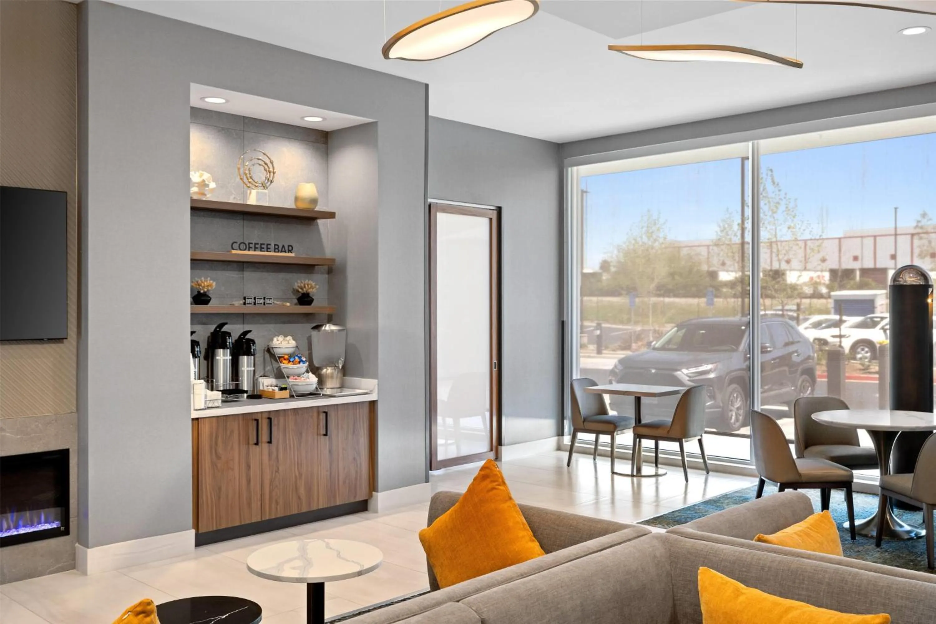 Restaurant/places to eat in La Quinta Inn & Suites by Wyndham La Habra