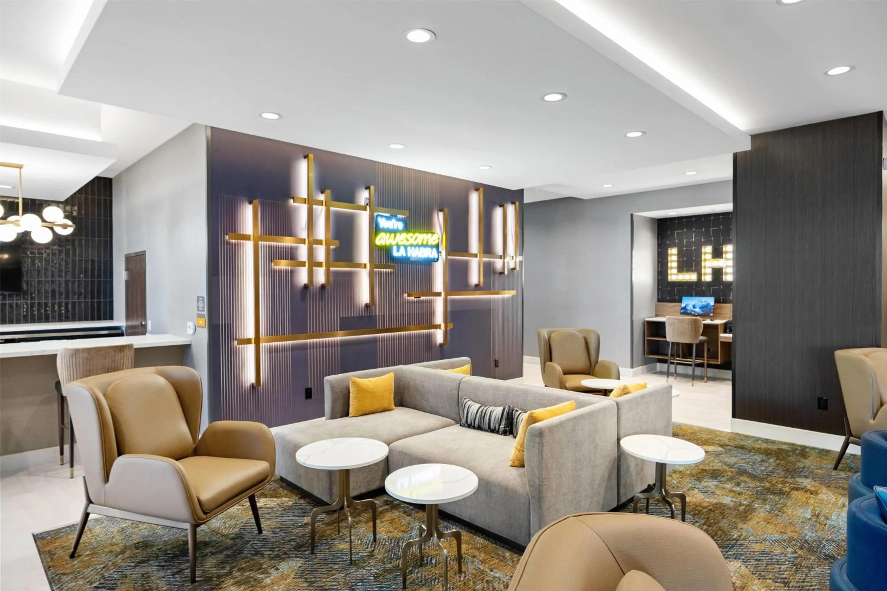 Lobby or reception in La Quinta Inn & Suites by Wyndham La Habra