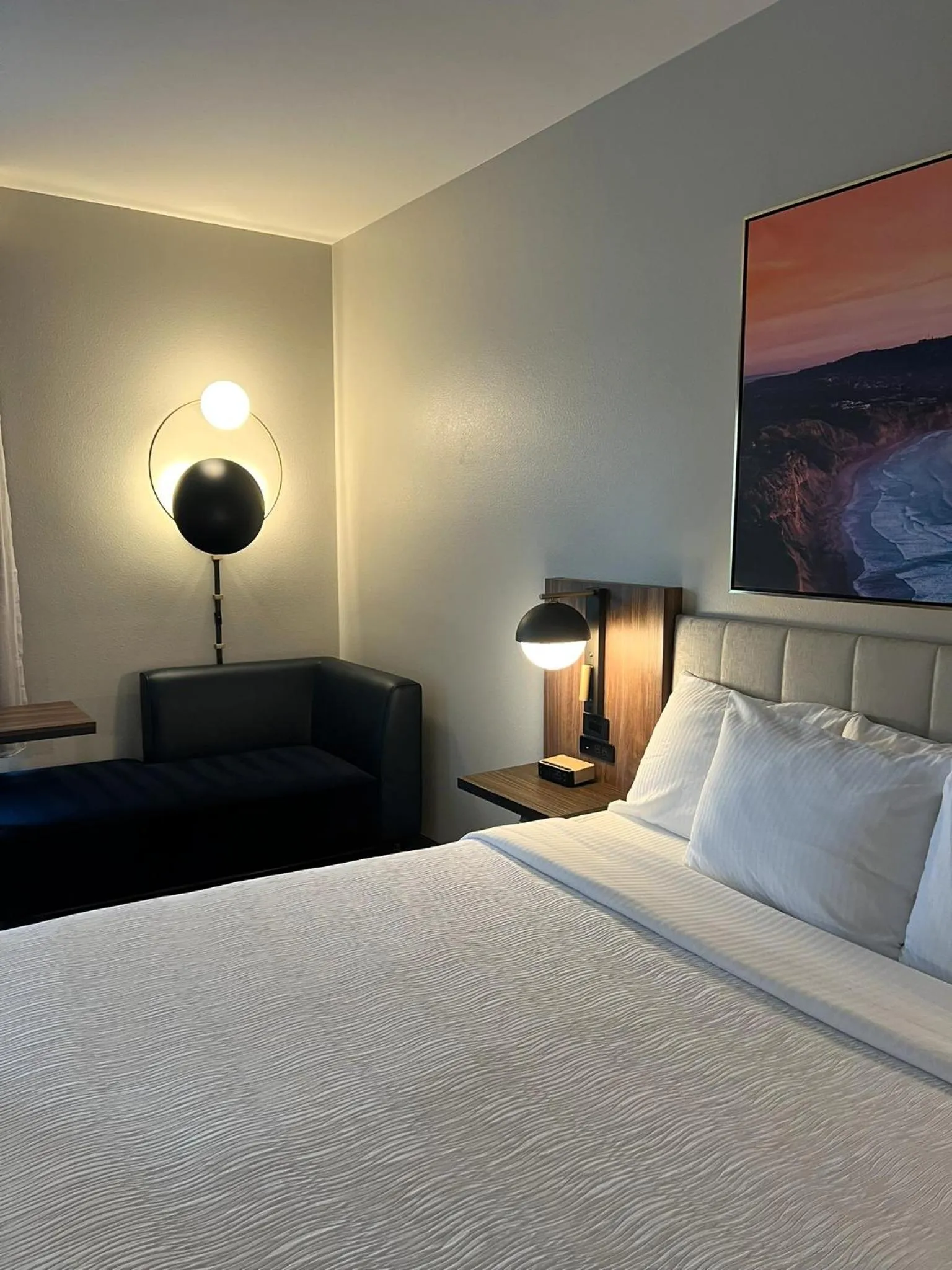 Bedroom, Bed in La Quinta Inn & Suites by Wyndham La Habra