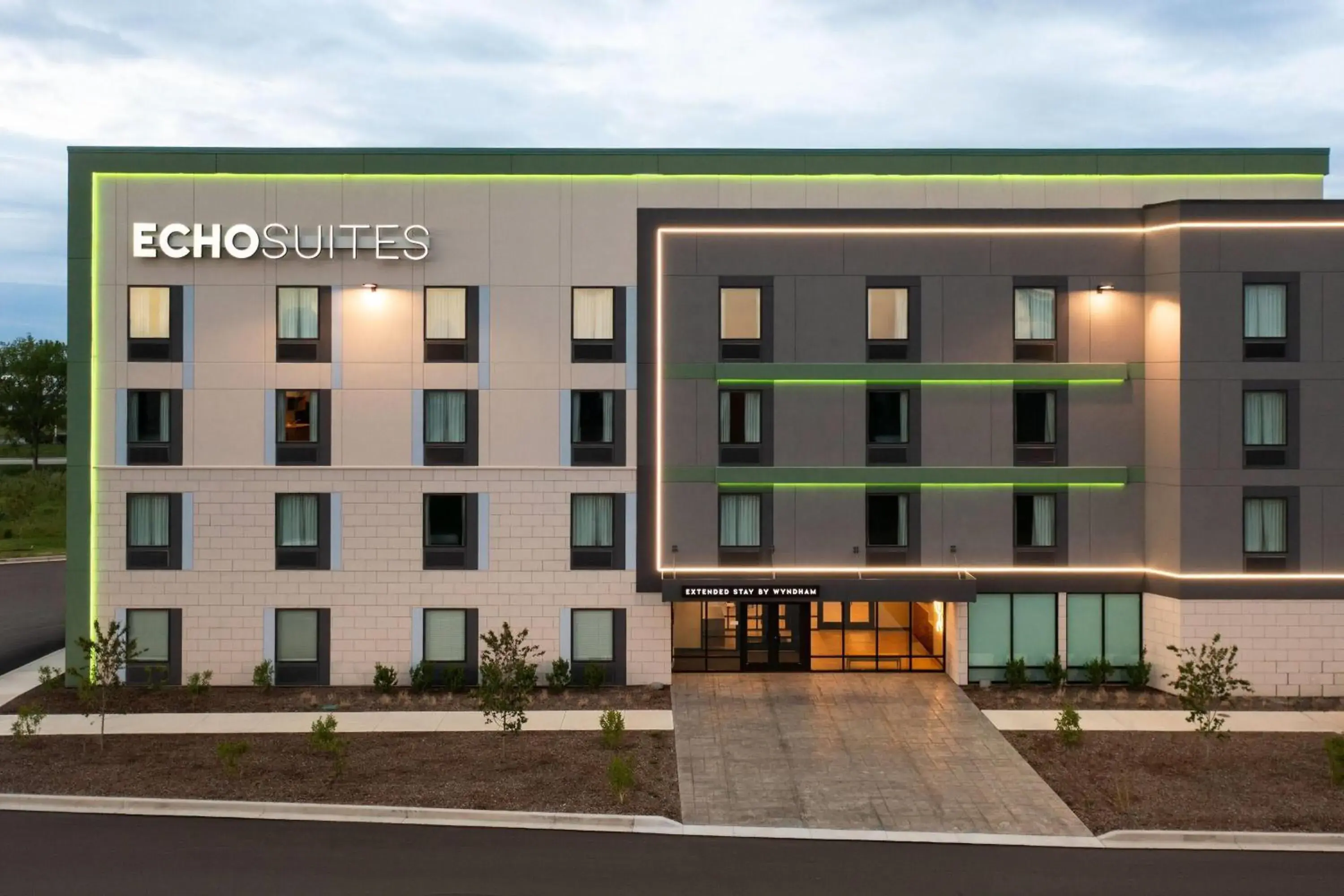 ECHO Suites Extended Stay by Wyndham Indianapolis AmeriPlex ECHO Suites Extended Stay by Wyndham Indianapolis AmeriPlex