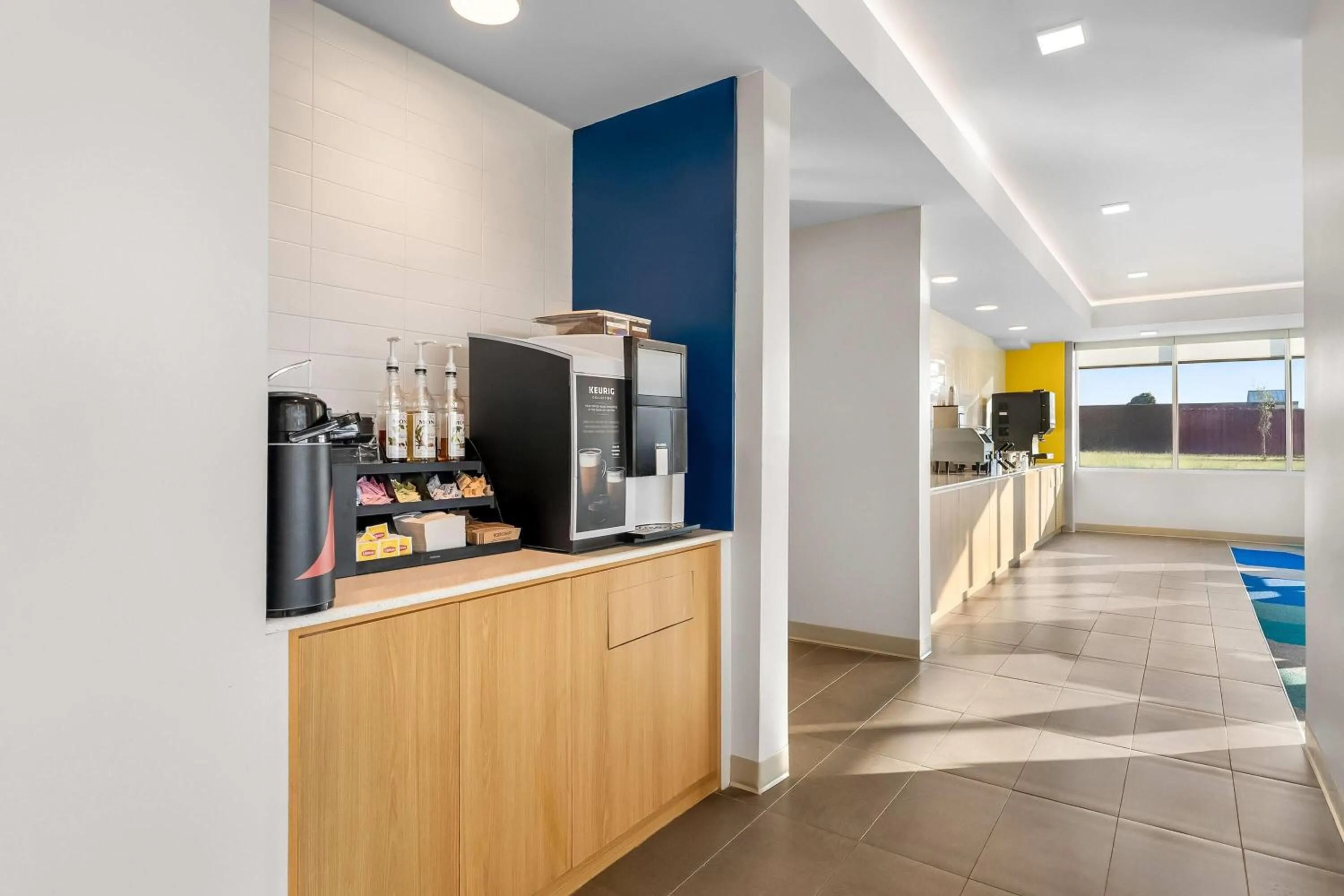 Restaurant/places to eat in Microtel Inn & Suites by Wyndham Prattville Montgomery