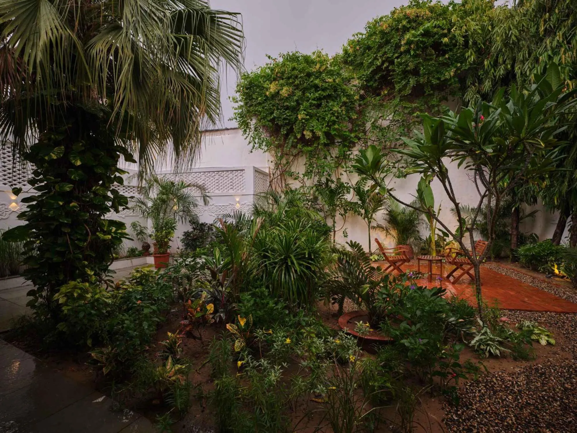 Garden in juSTa Diwans Bungalow