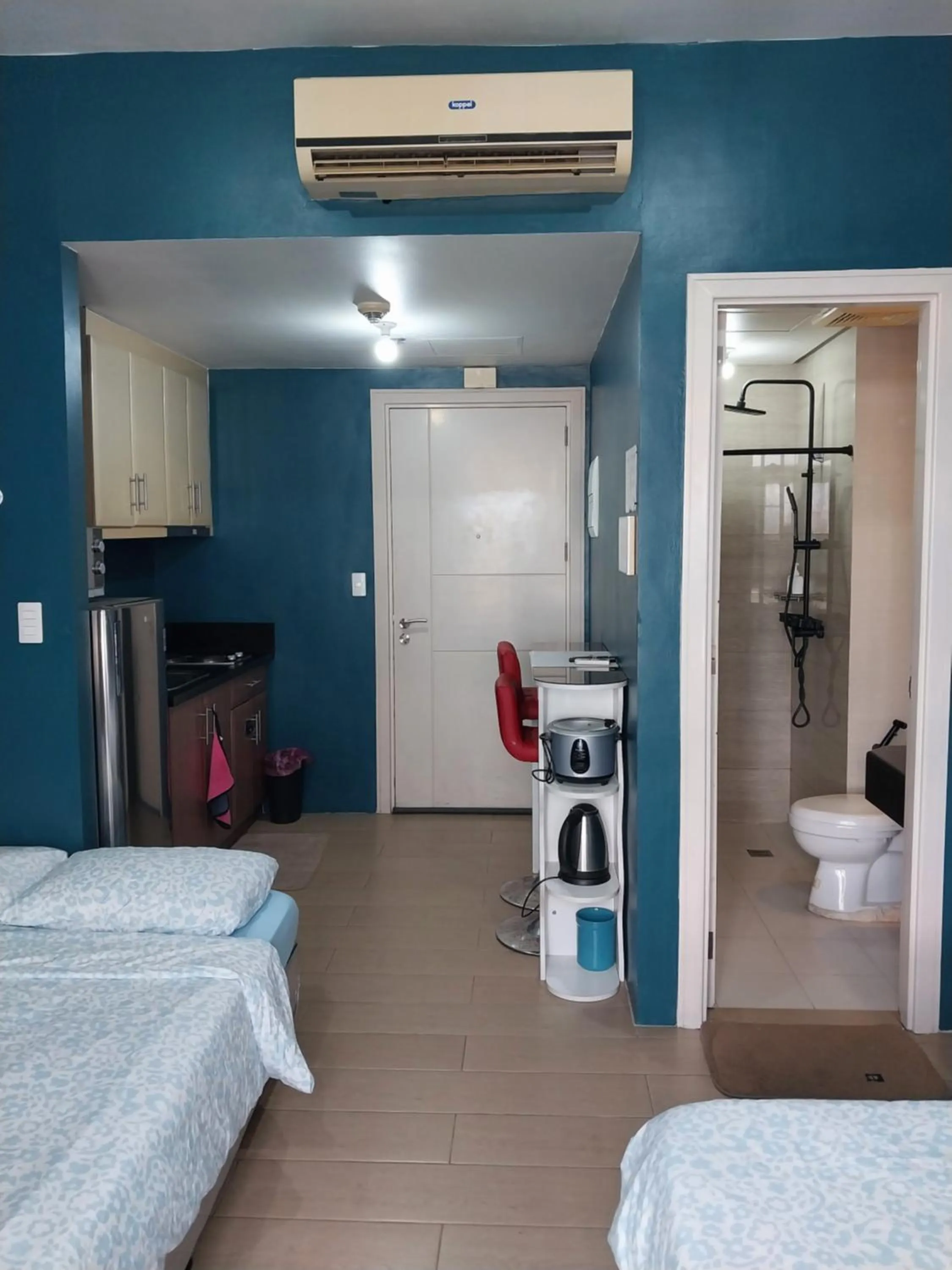 Bed in 150 Newport Blvd Condotel near T3 by Alps