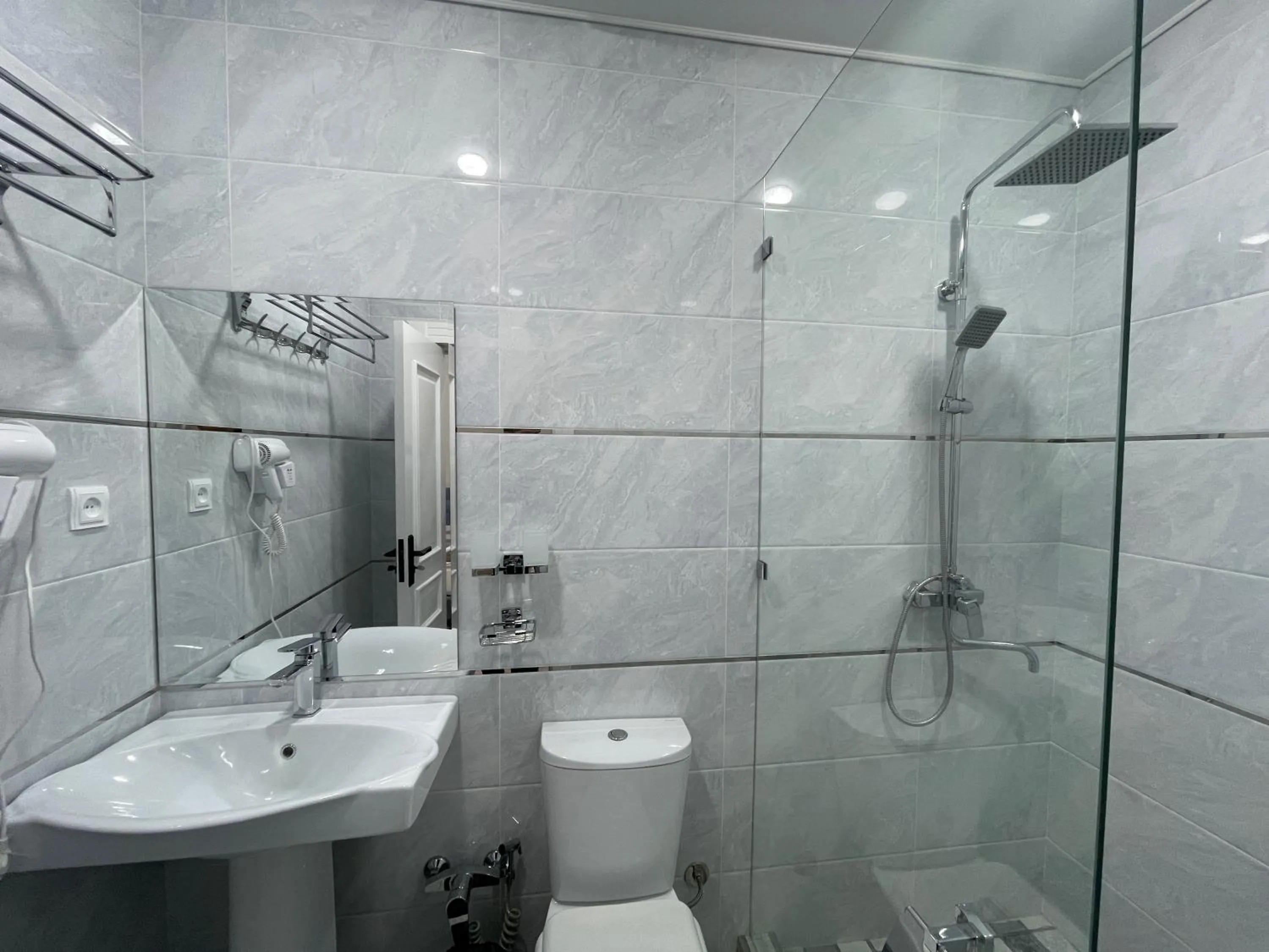 Bathroom in Zehra Hotel