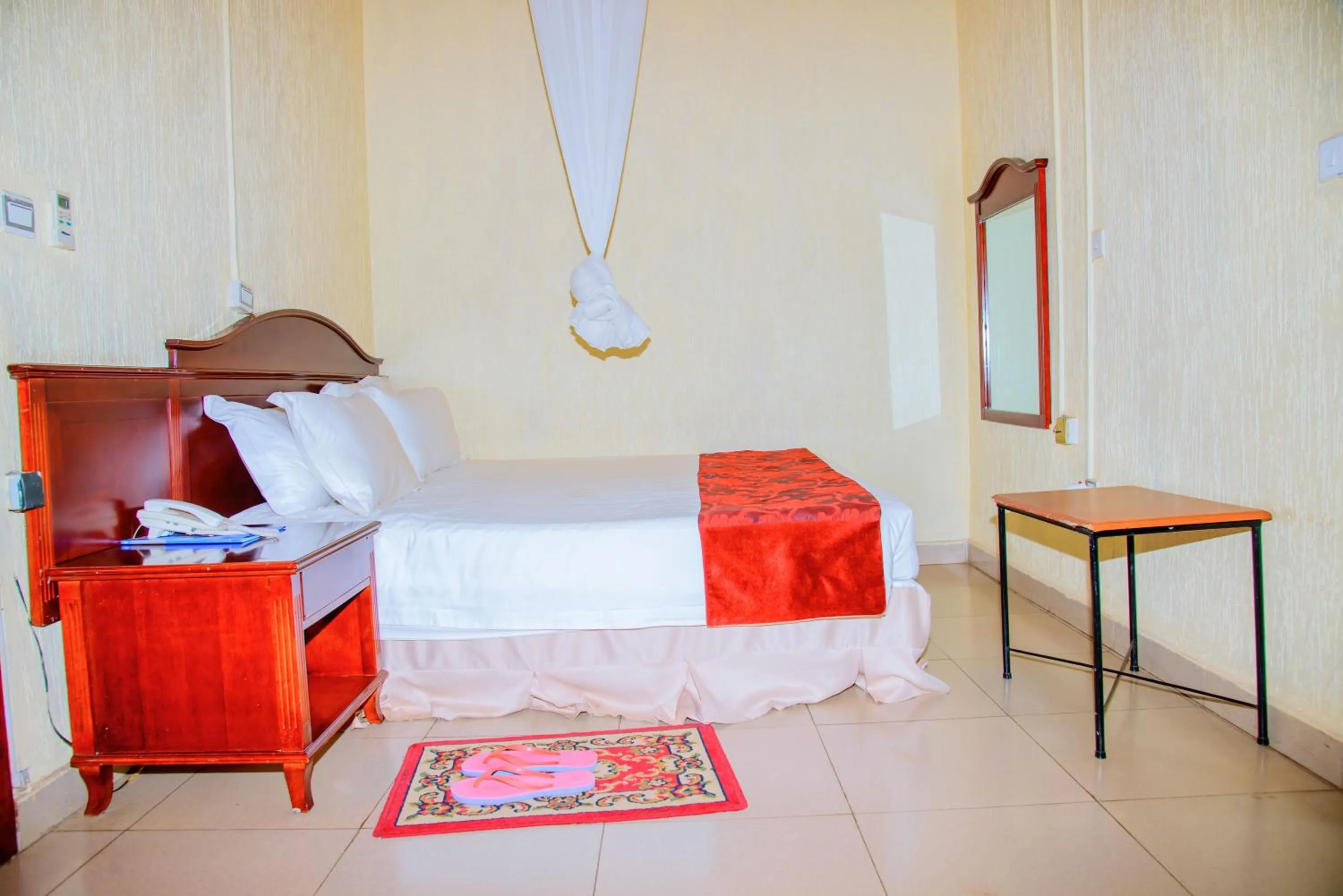 Bed in Kigali diplomat Hotel