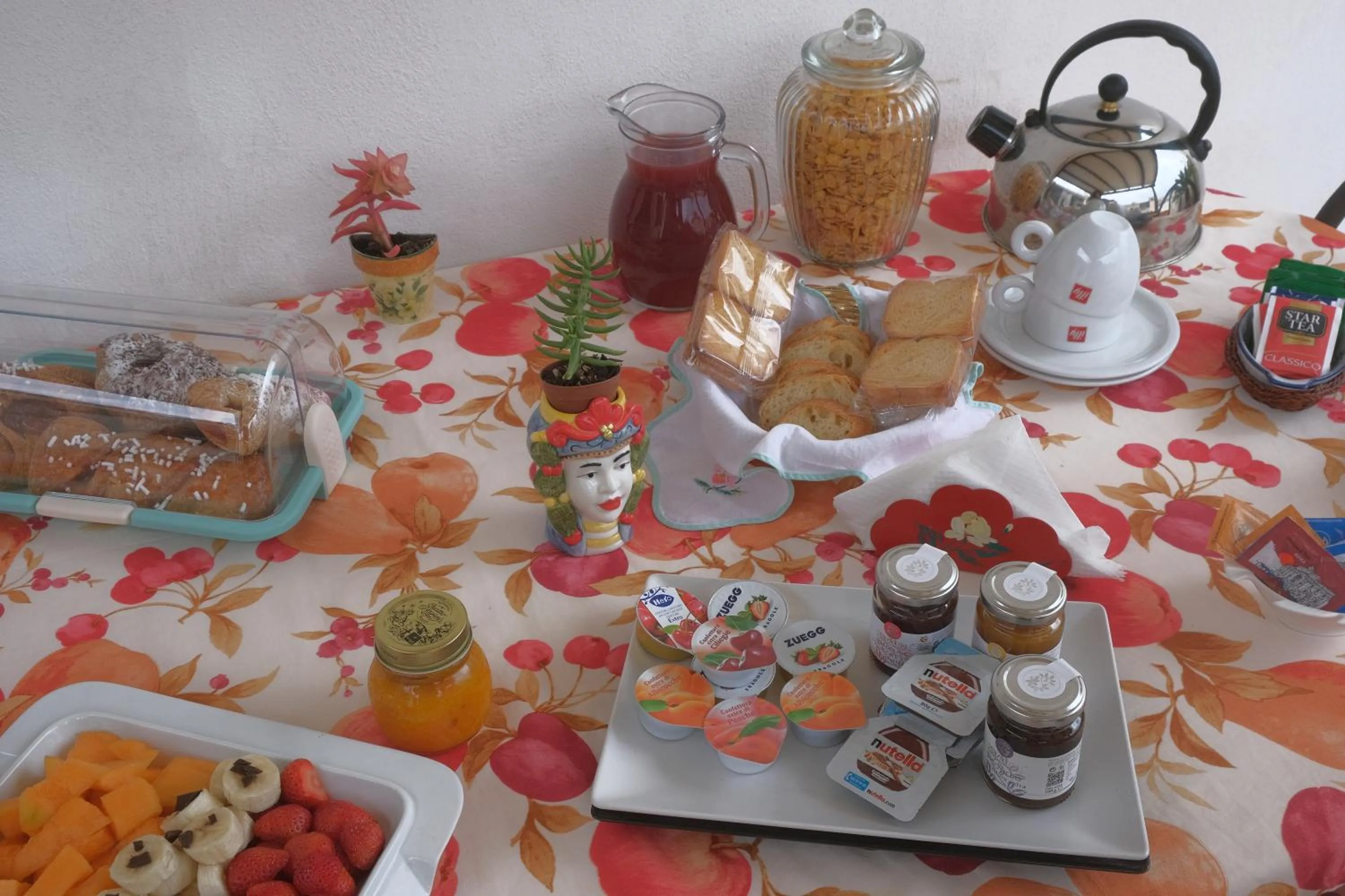 Balcony/Terrace in Daphne B&B