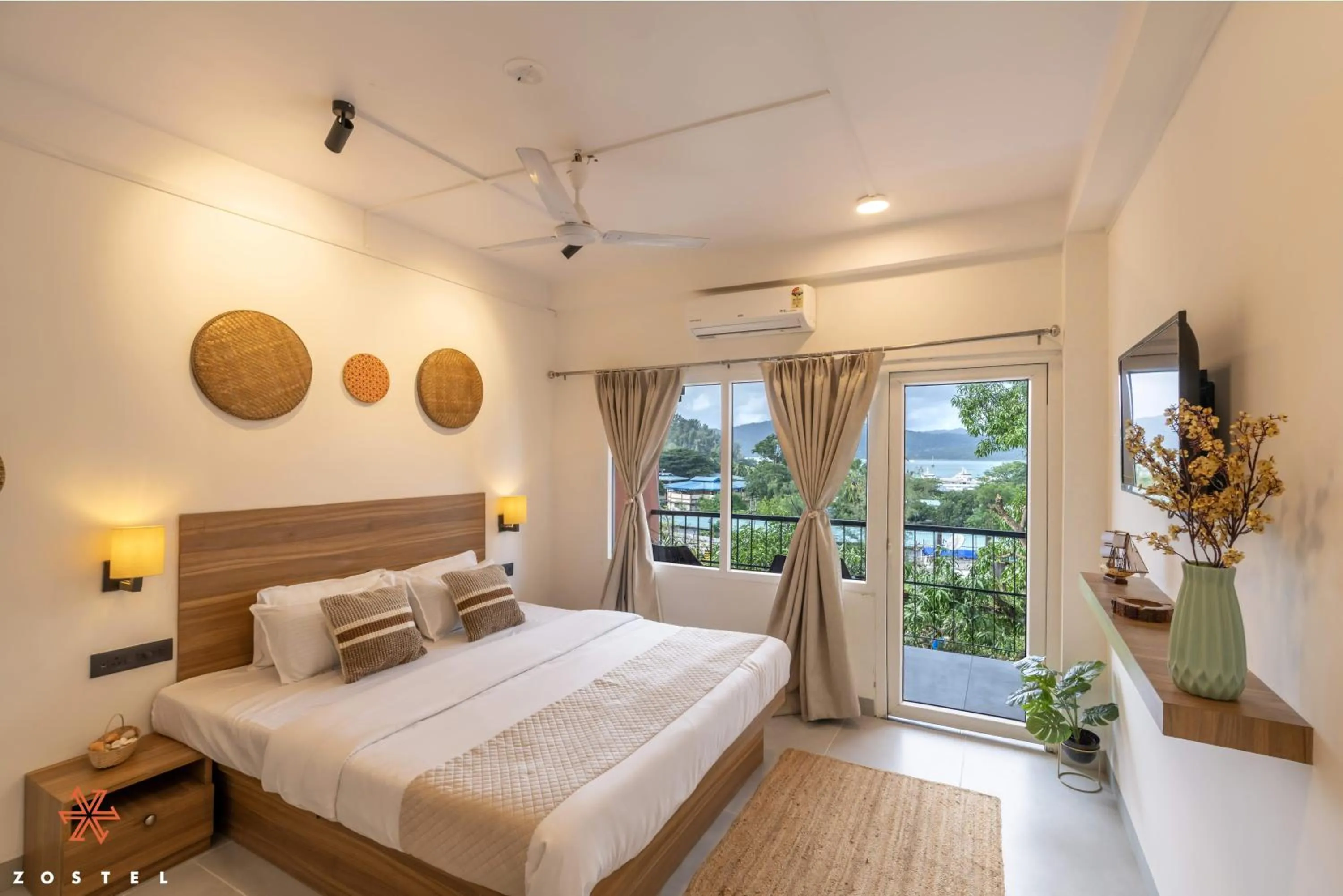 Bed in Zostel Port Blair