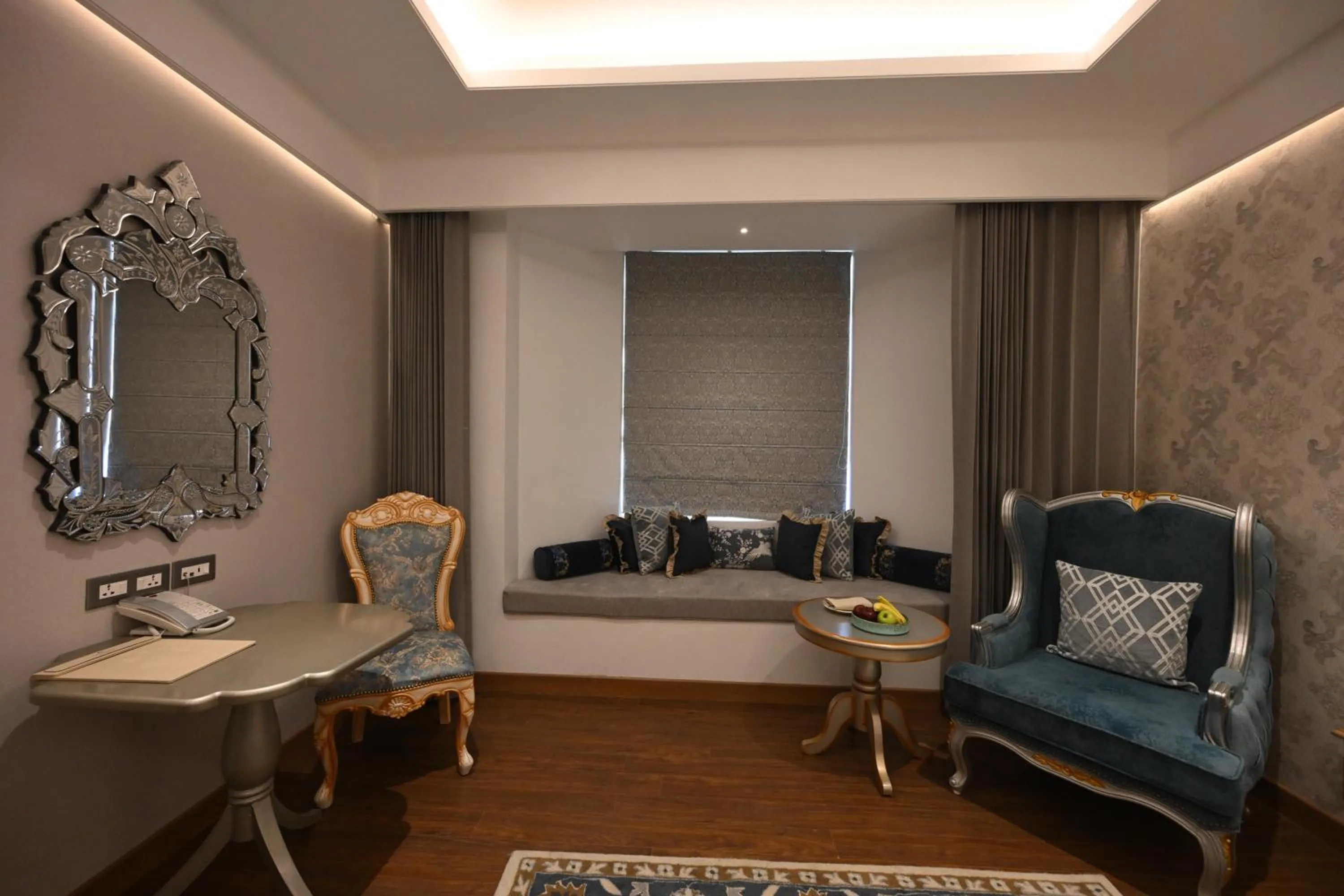 Seating area in Anantara Jewel Bagh Jaipur