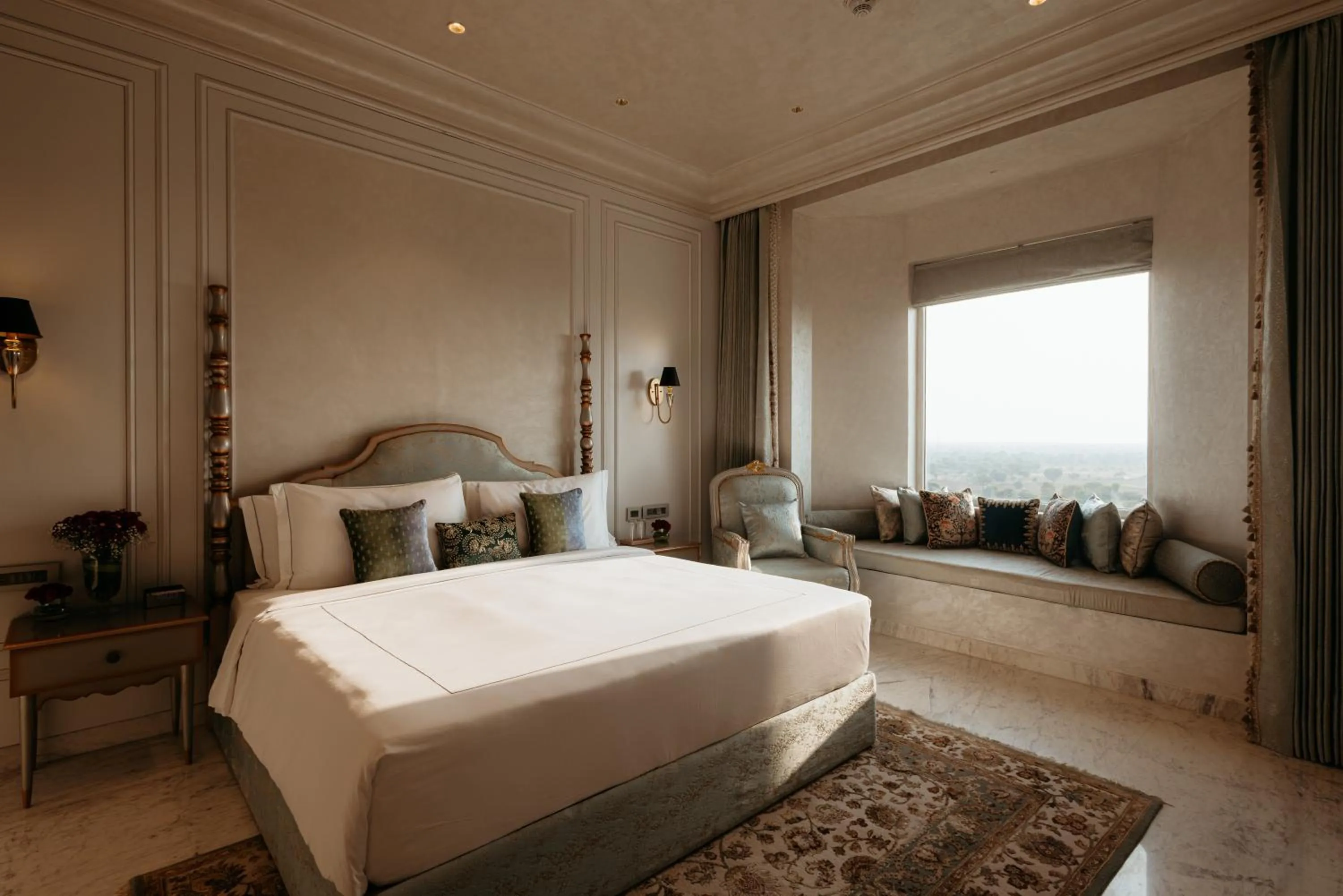 Bedroom, Bed in Anantara Jewel Bagh Jaipur