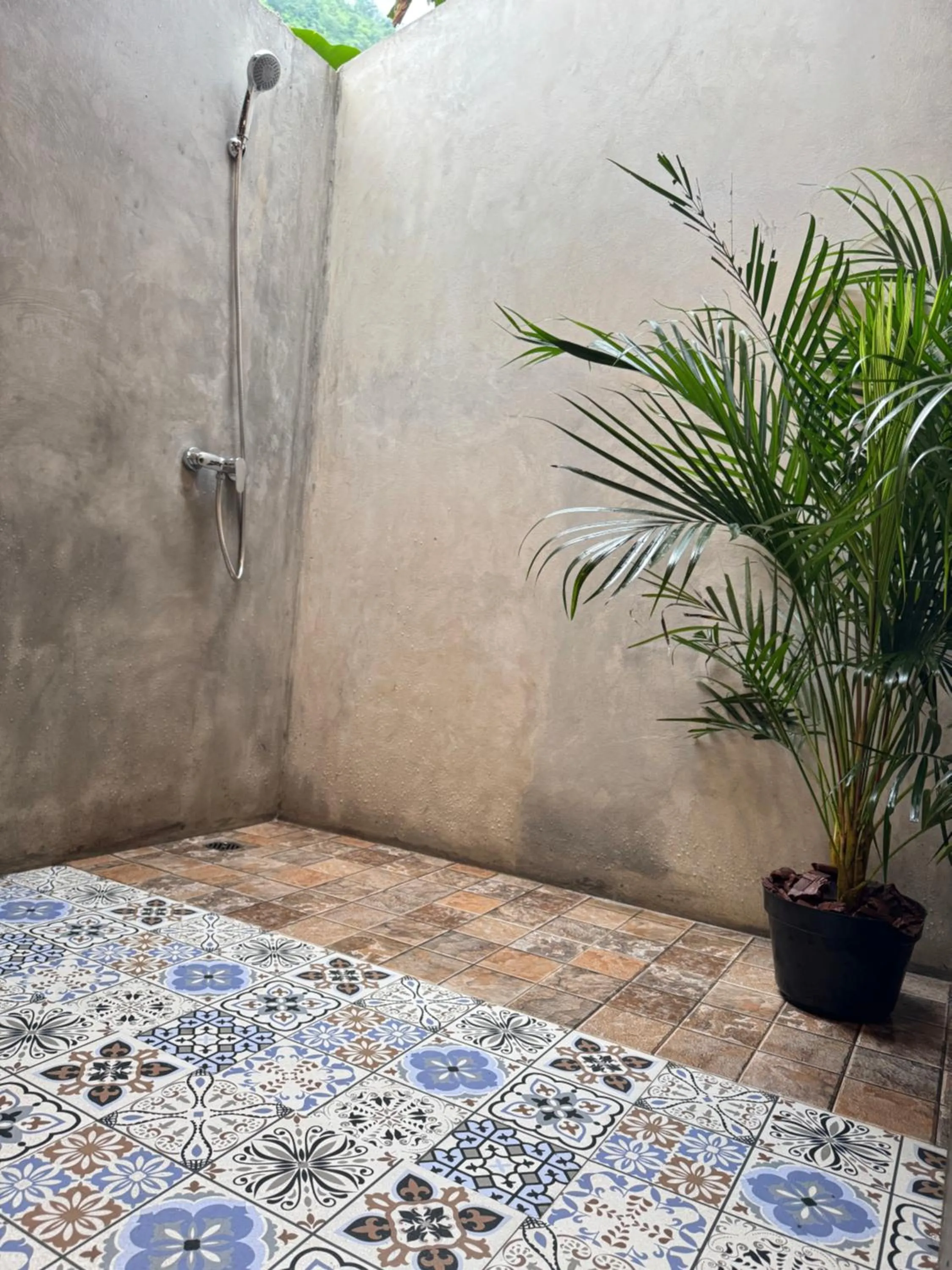 Bathroom in Oemah Kangin Homestay