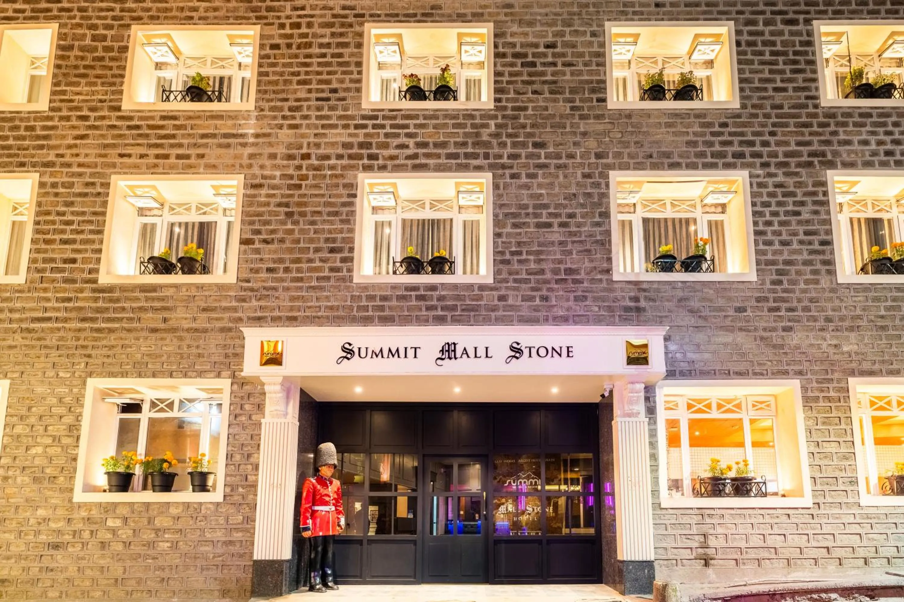 Property building in Summit Mall Stone Hotel