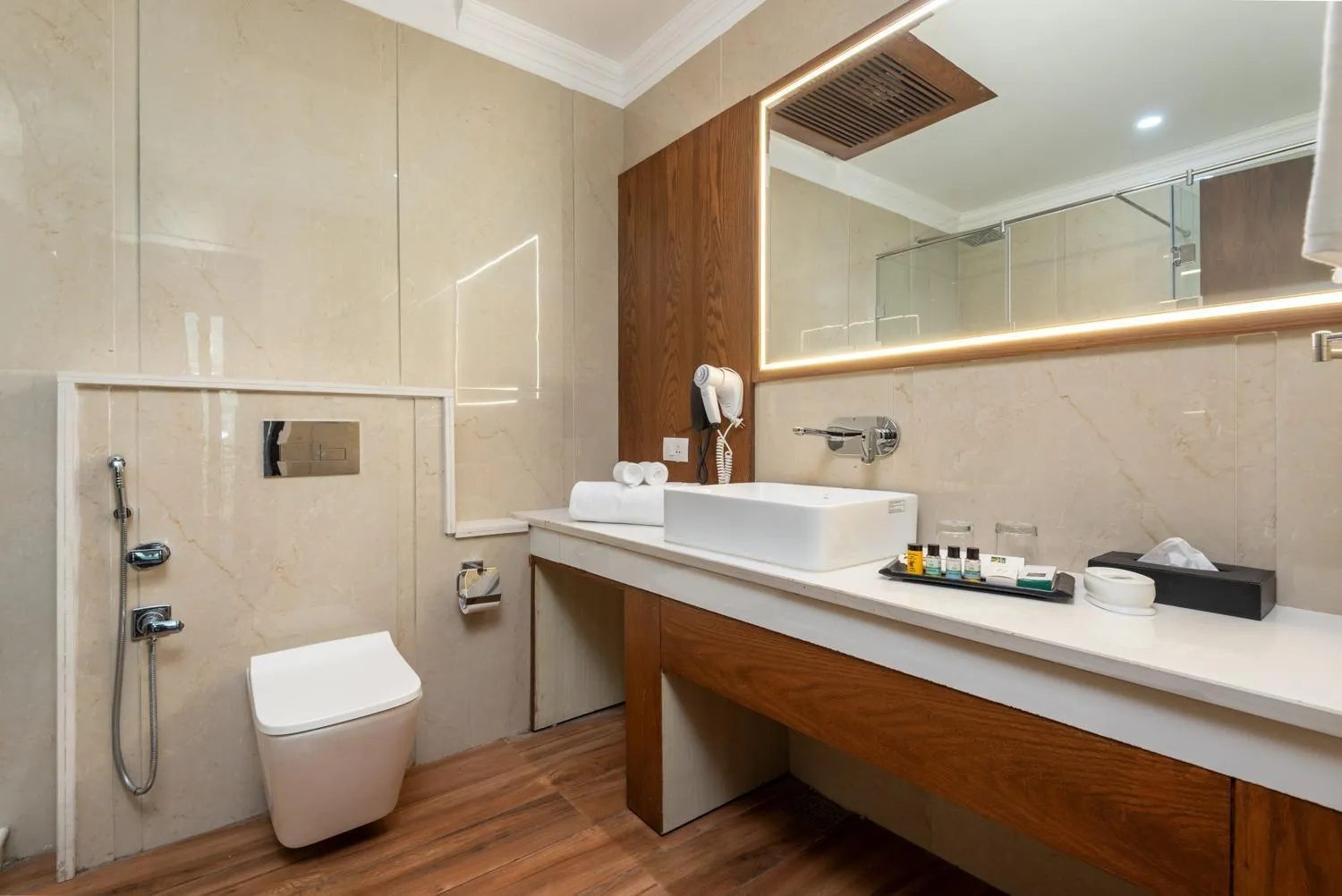 Quality Inn by Lawrence Hotels