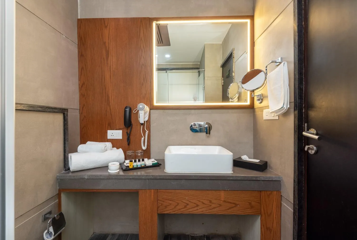 Quality Inn by Lawrence Hotels