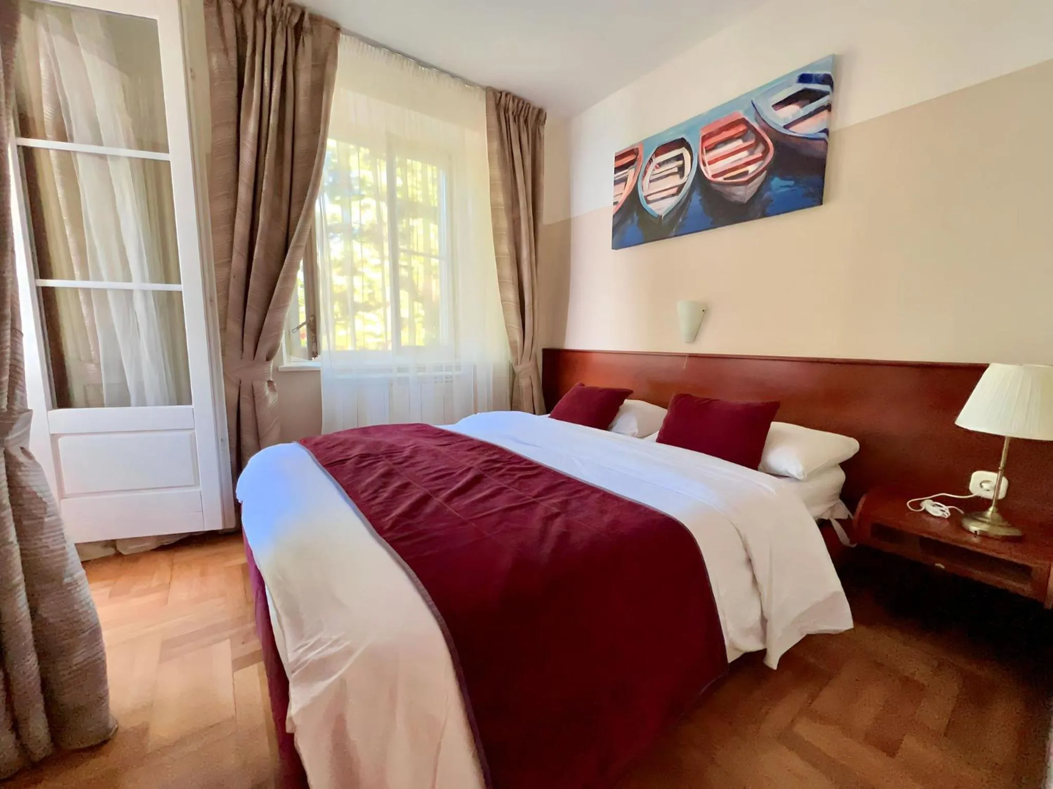 Bed in Villa Valdepian Apartments