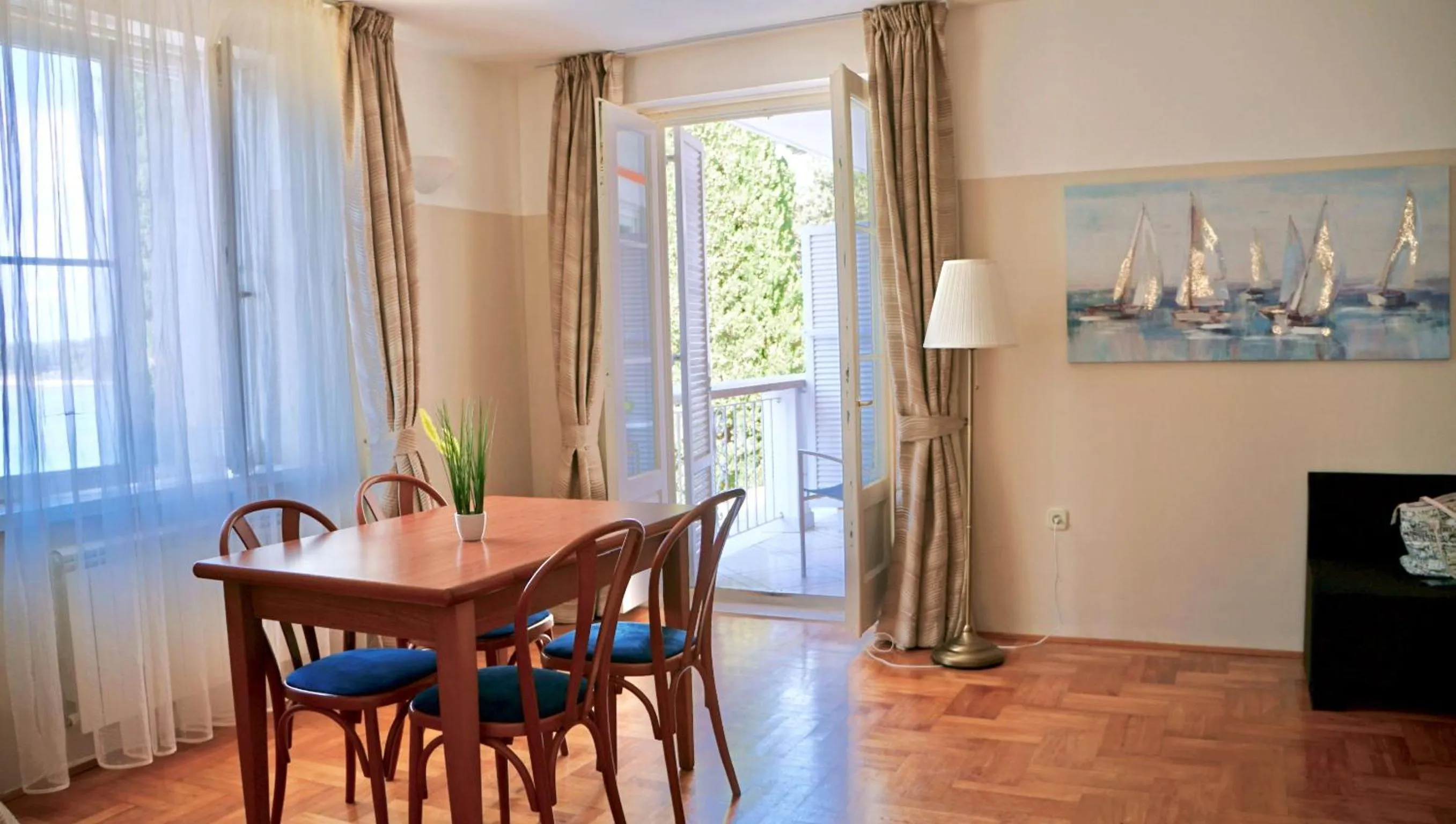 Living room in Villa Valdepian Apartments