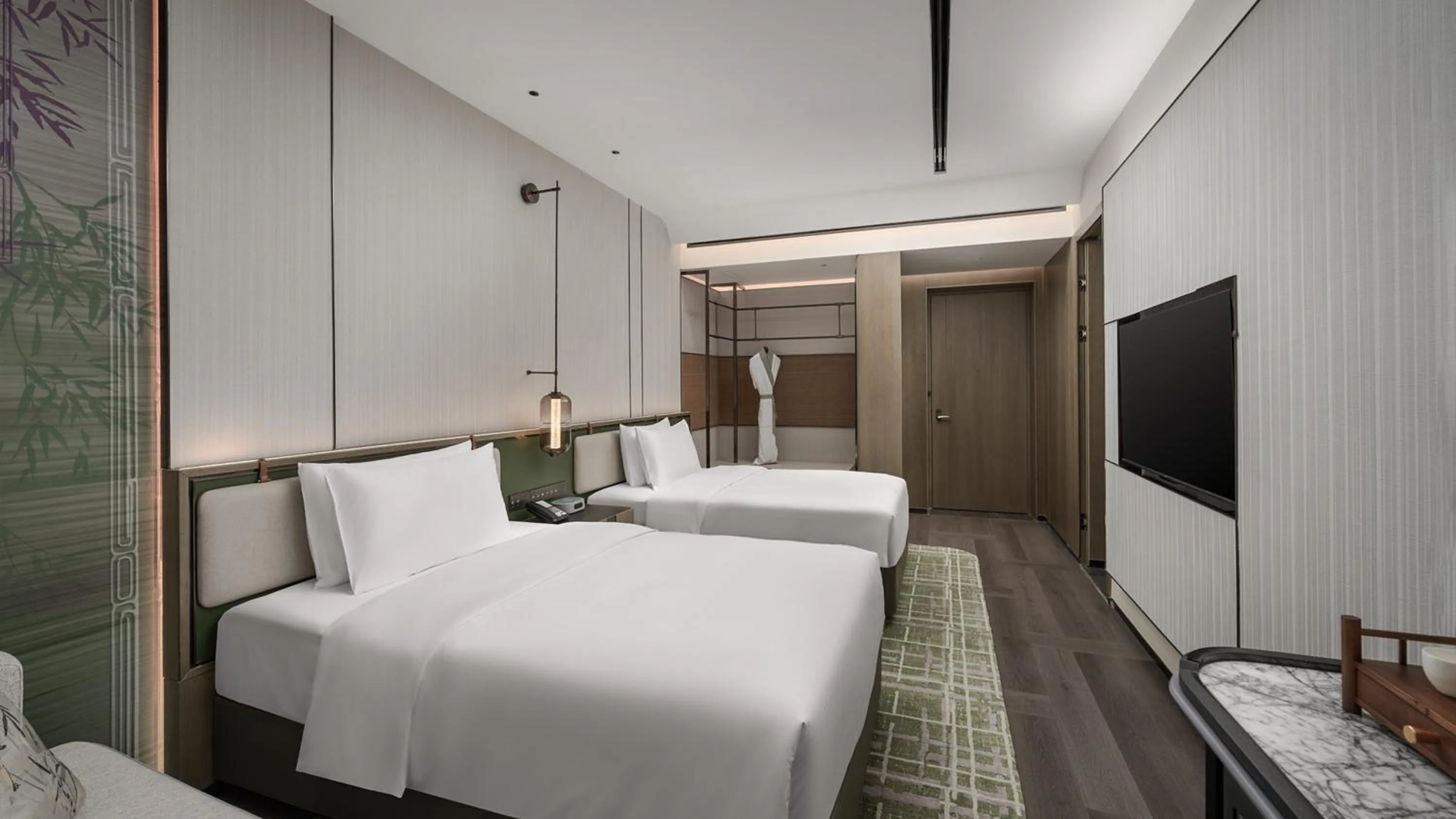 Photo of the whole room, Bed in HUALUXE Chongqing Science Hall