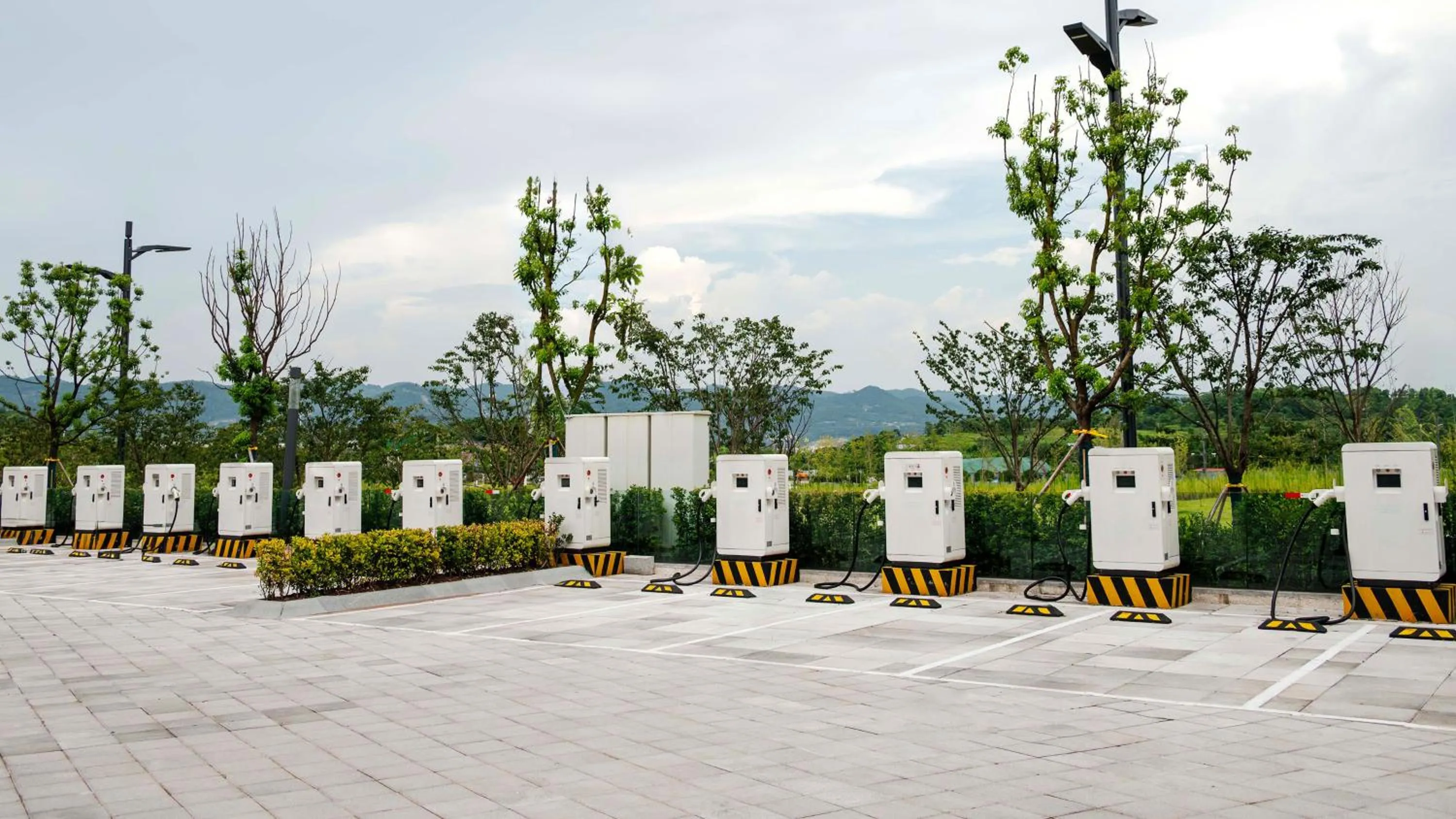 Property building in HUALUXE Chongqing Science Hall