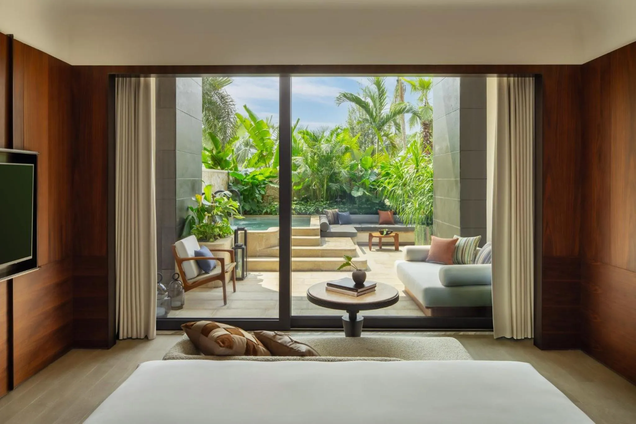 Photo of the whole room in Kimpton Aqeos Hainan by IHG