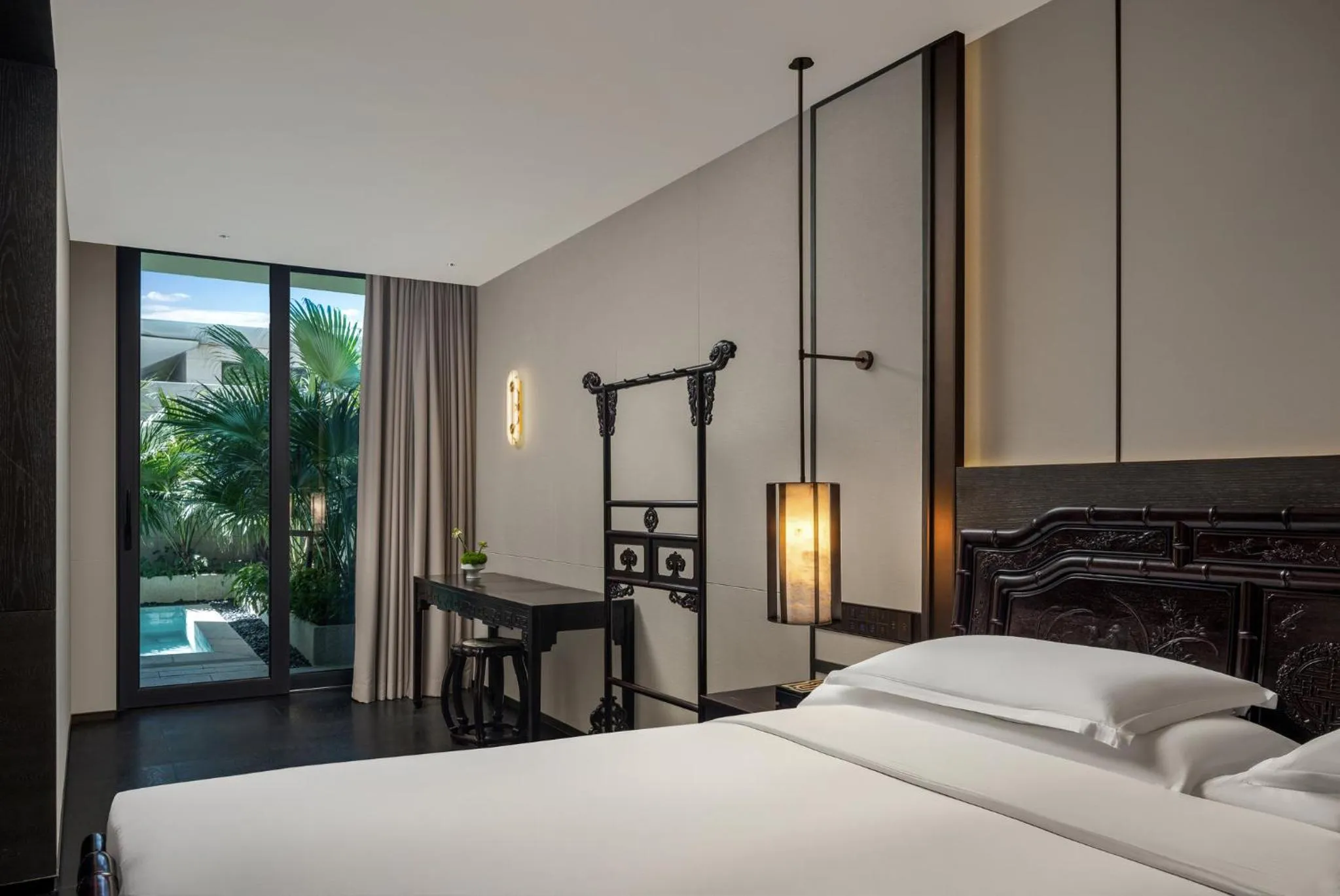 Photo of the whole room, Bed in Kimpton Aqeos Hainan by IHG