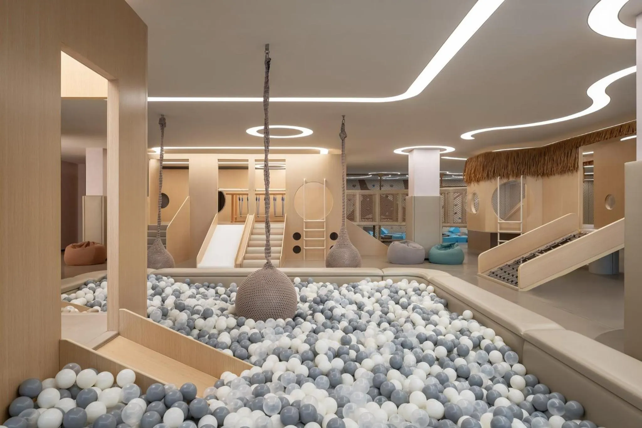 Fitness centre/facilities in Kimpton Aqeos Hainan by IHG