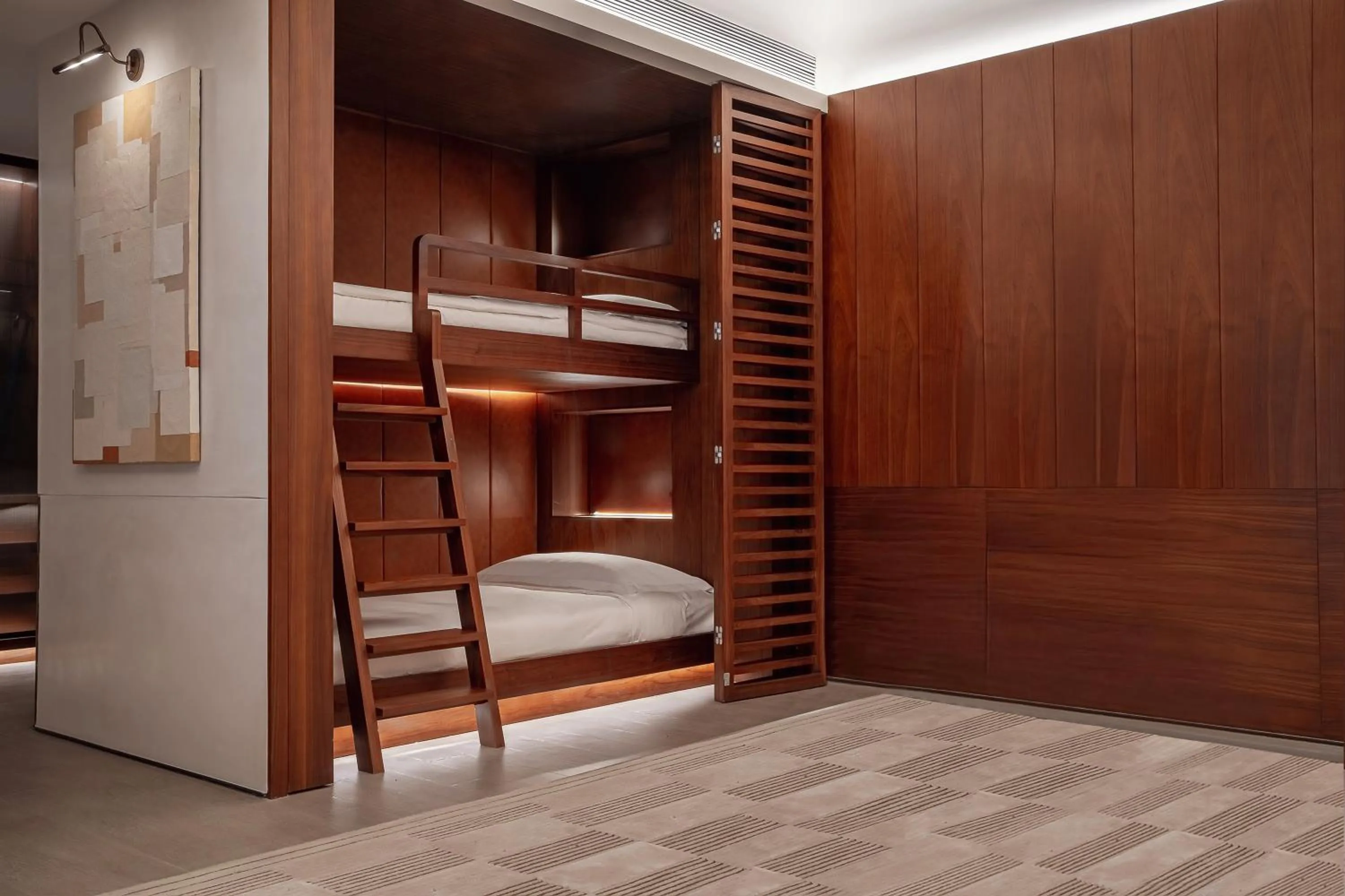 Bed in Kimpton Aqeos Hainan by IHG