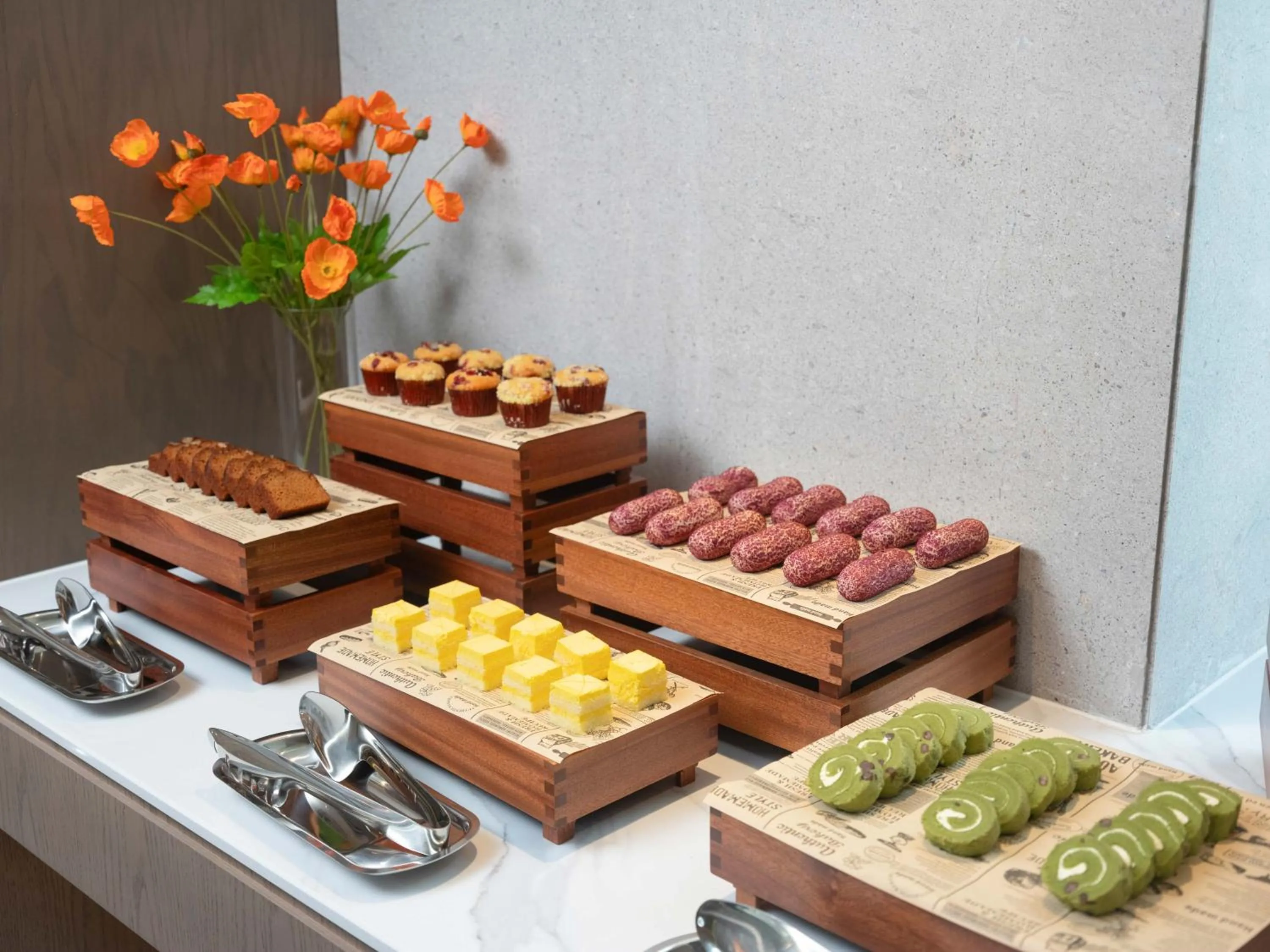 Breakfast in Holiday Inn Express Wuxi Xishan by IHG