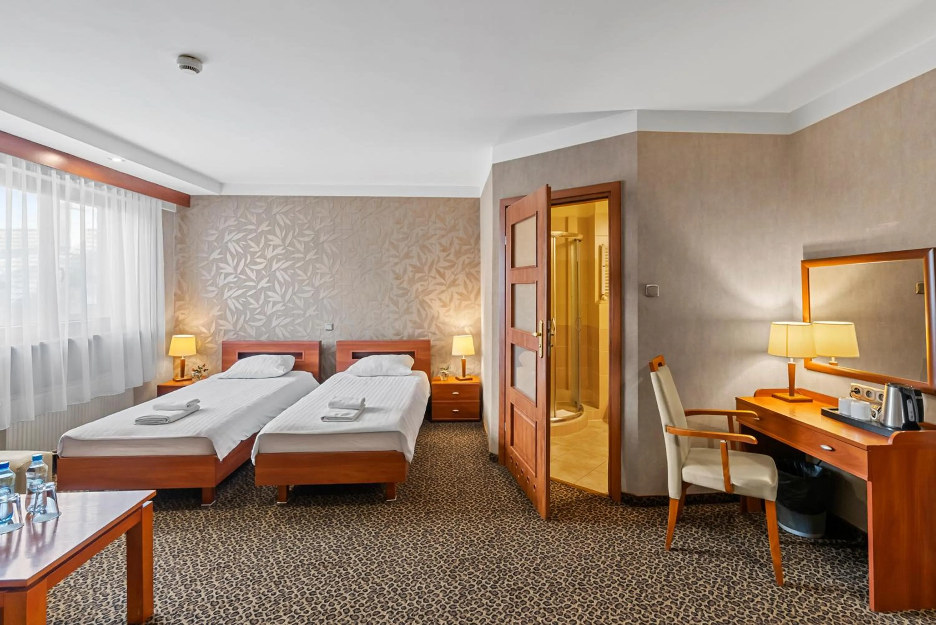 Bed in Hotel Diament Vacanza Katowice - Siemianowice
