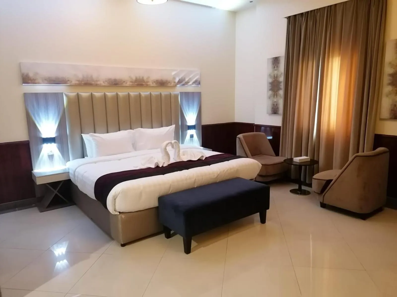 Bed in Claridge Star Hotel