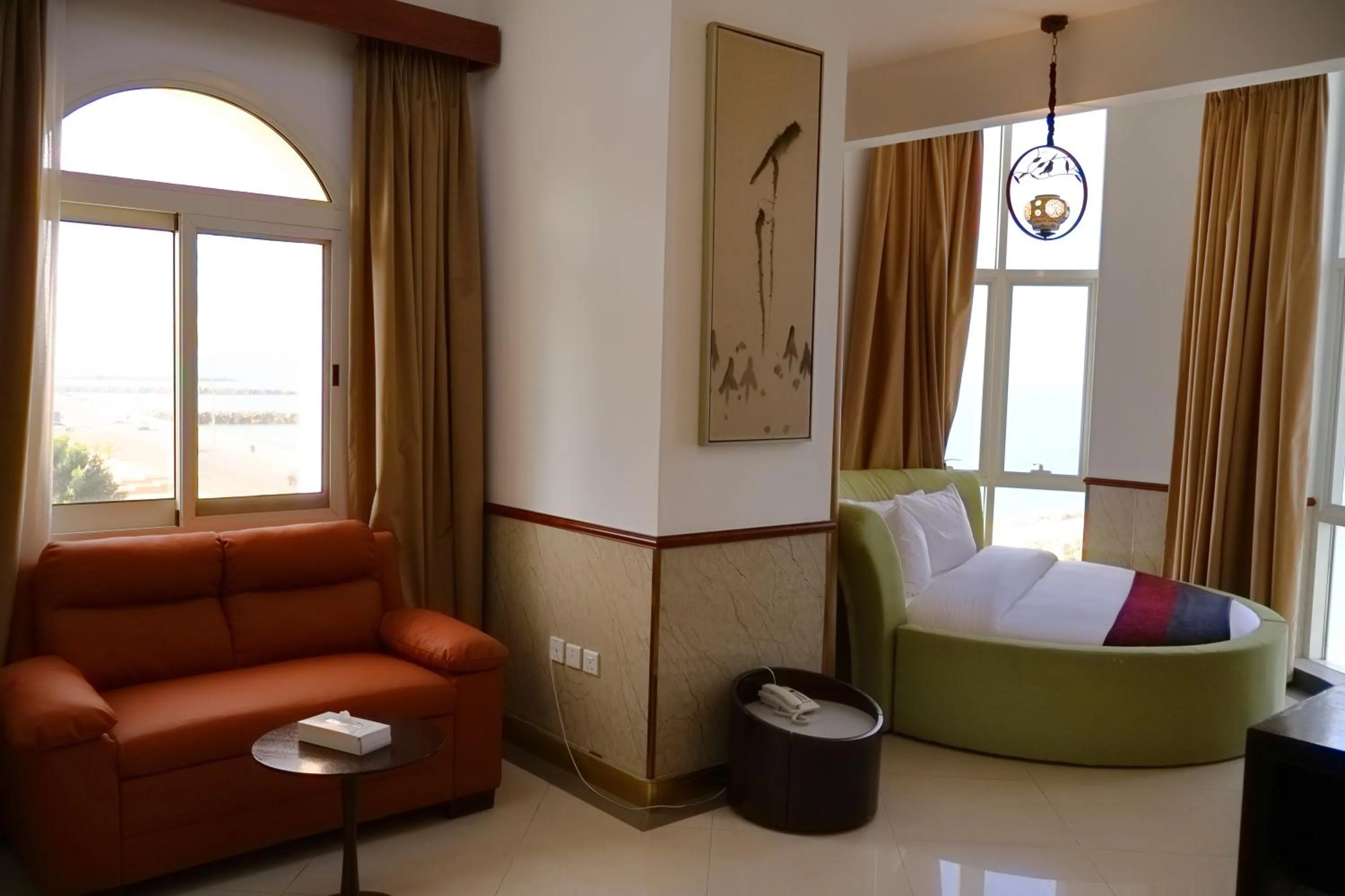 Bedroom, Bed in Claridge Star Hotel