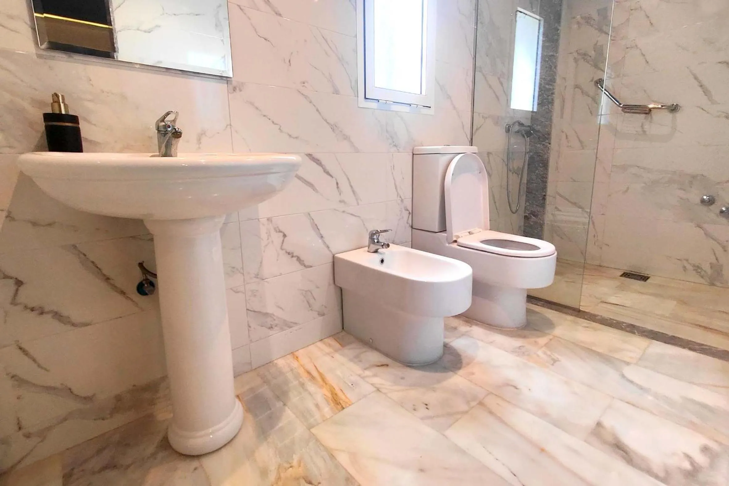 Property building in Villa Mirasol Hotel