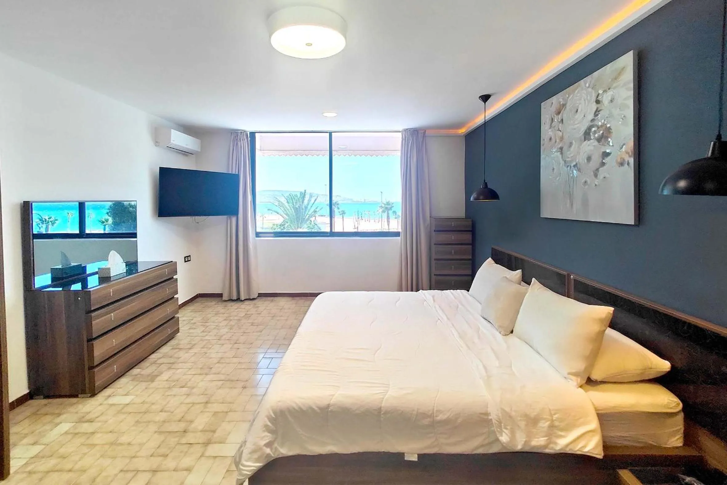 TV and multimedia, Bed in Villa Mirasol Hotel