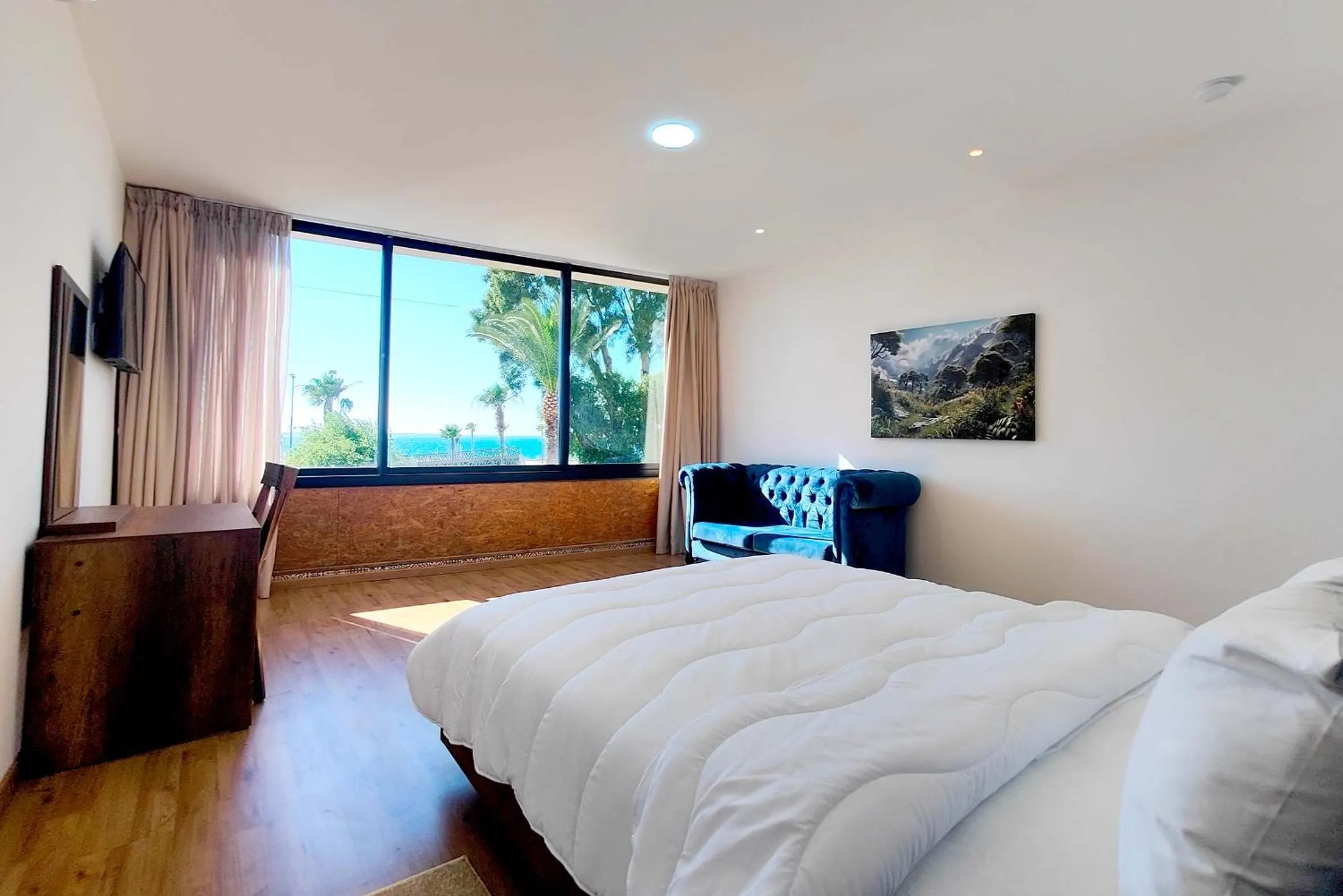 Bedroom, Bed in Villa Mirasol Hotel