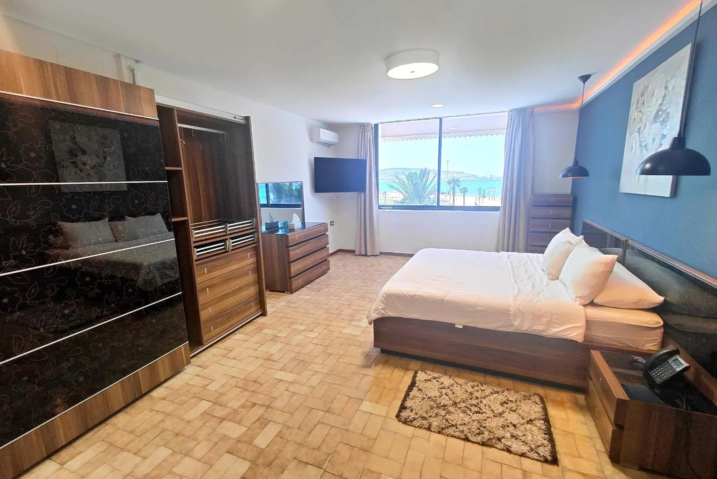 Bedroom, Bed in Villa Mirasol Hotel