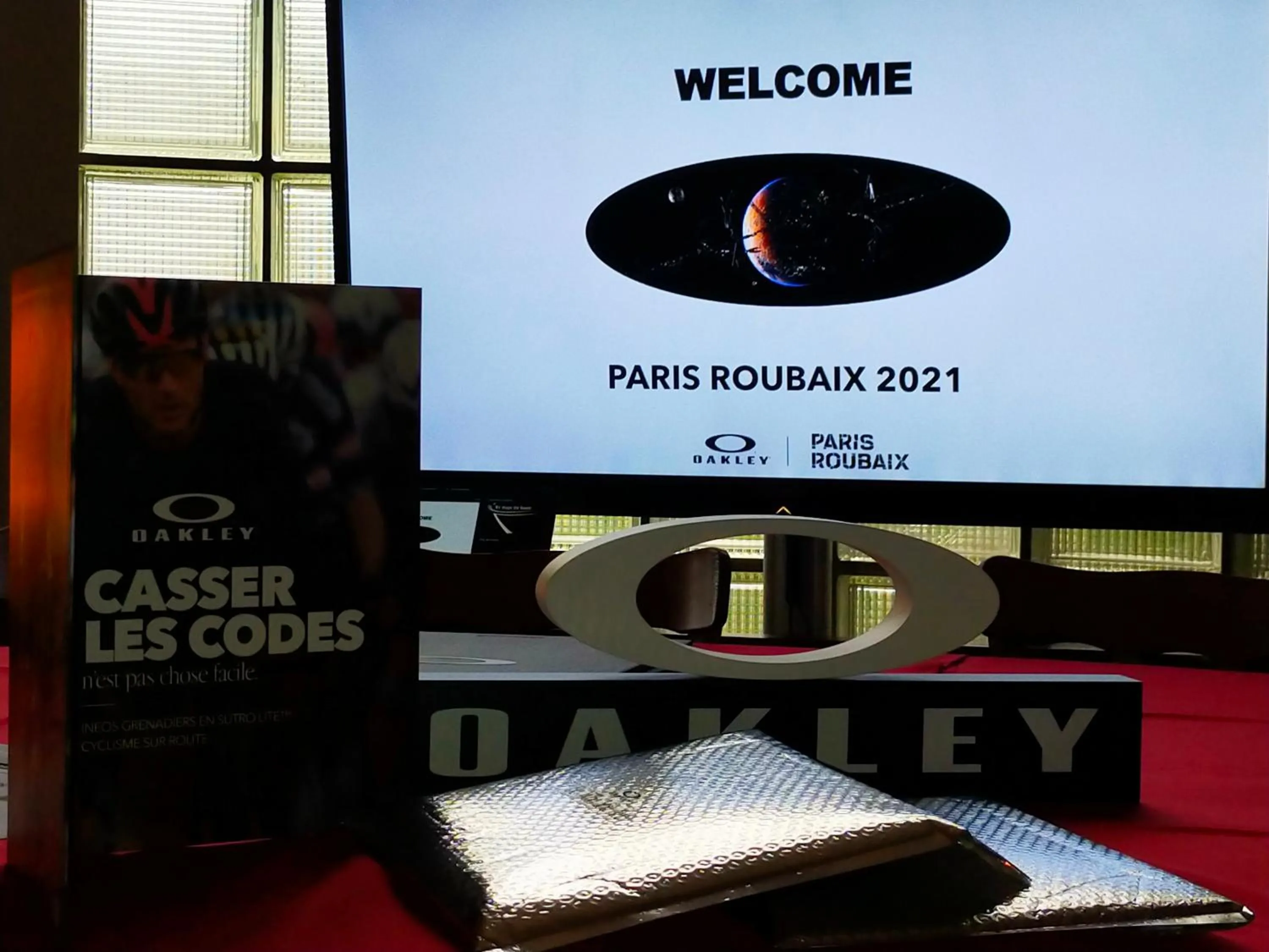 Communal lounge/ TV room in La Maison Bleue de Roubaix