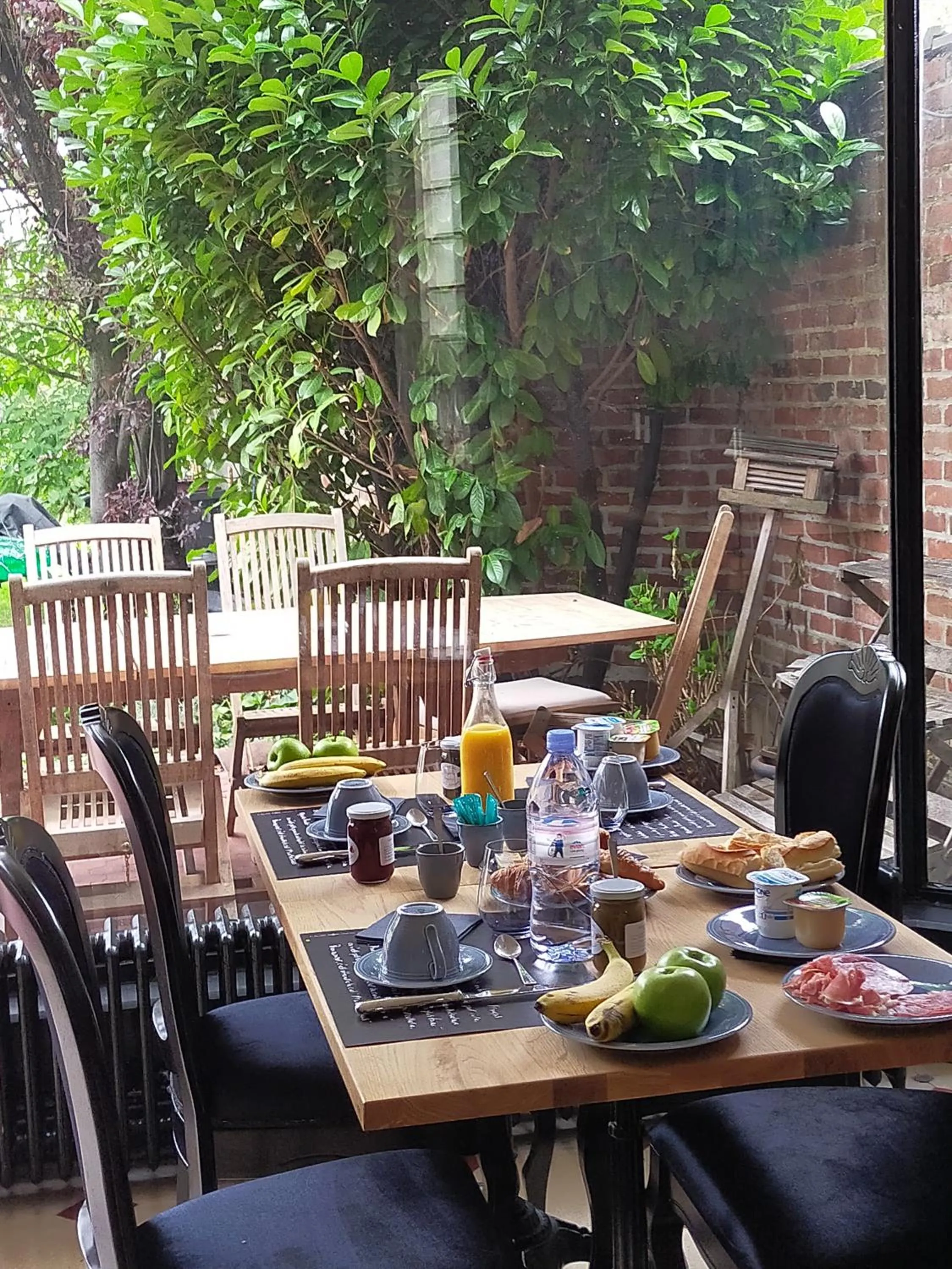 Food and drinks in La Maison Bleue de Roubaix