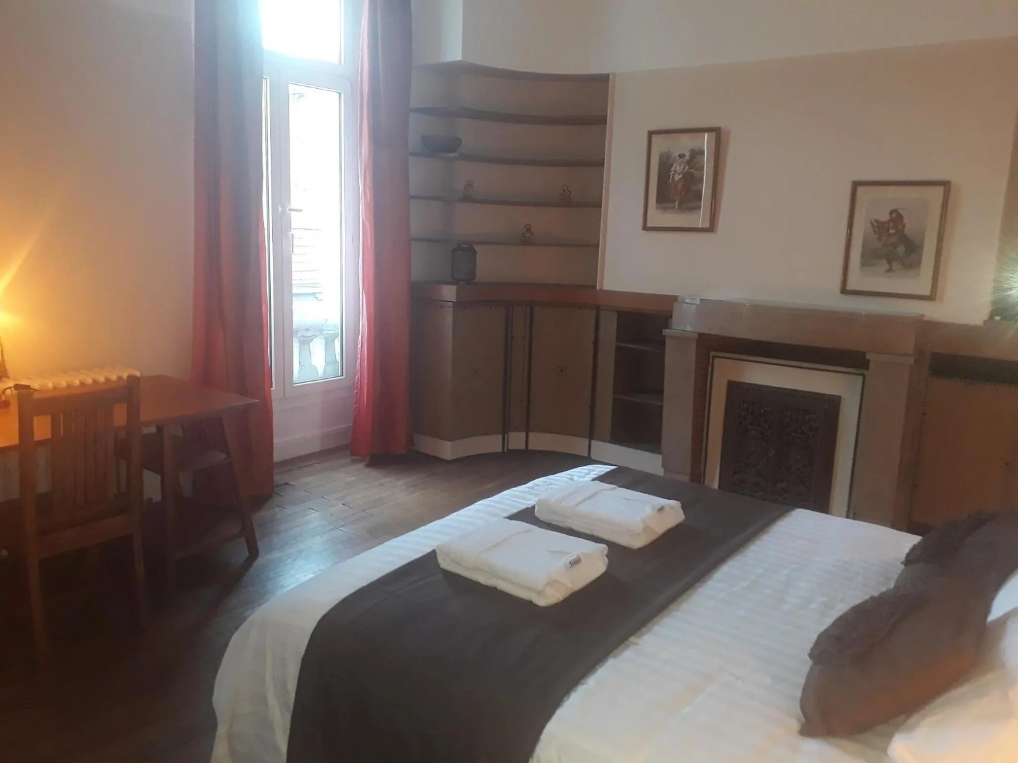 Photo of the whole room in La Maison Bleue de Roubaix